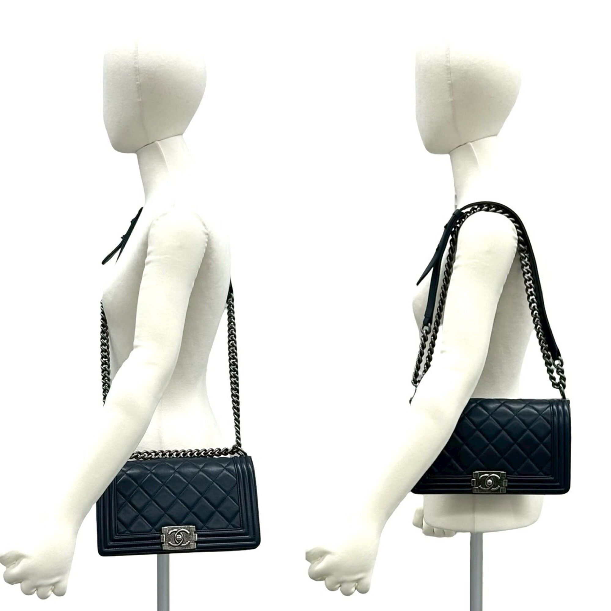 Leather Shoulder Bag (Pre-Owned) - Chanel - Modalova