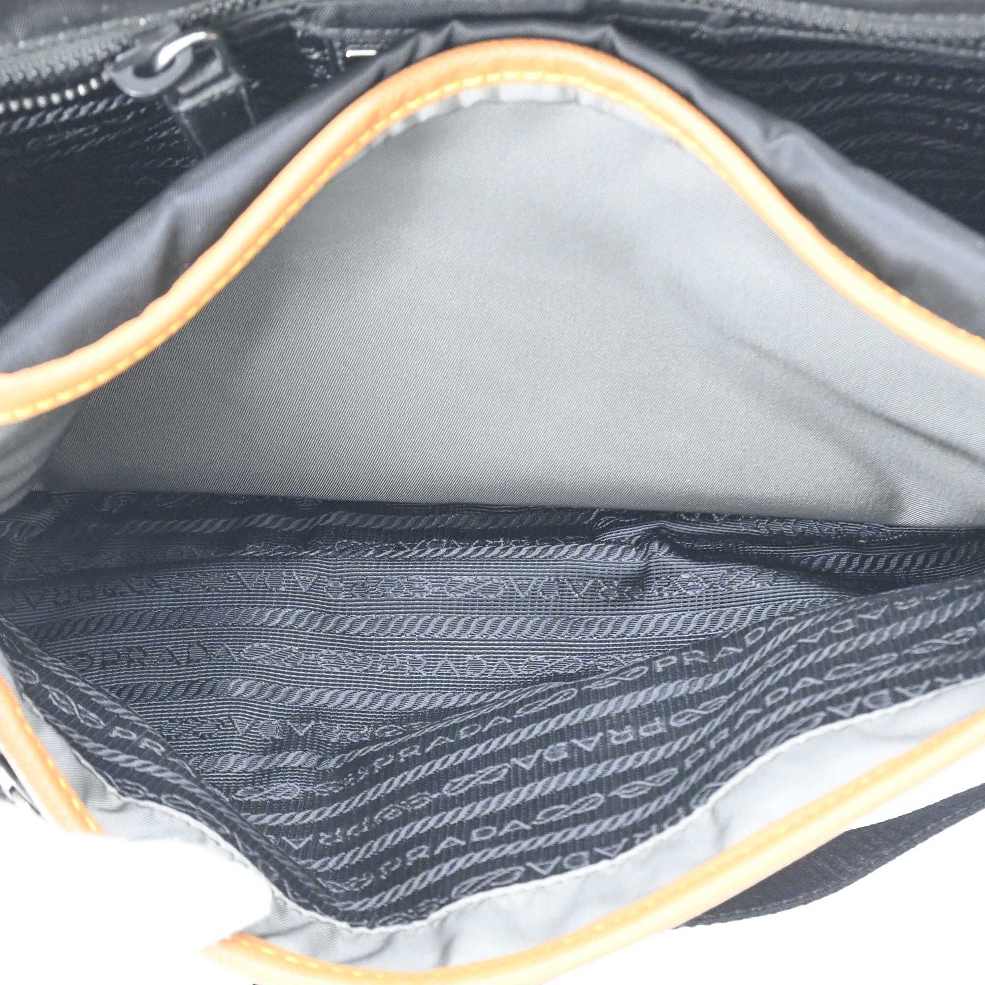 Nylon Leather Shoulder Bag (Pre-Owned) - Prada - Modalova