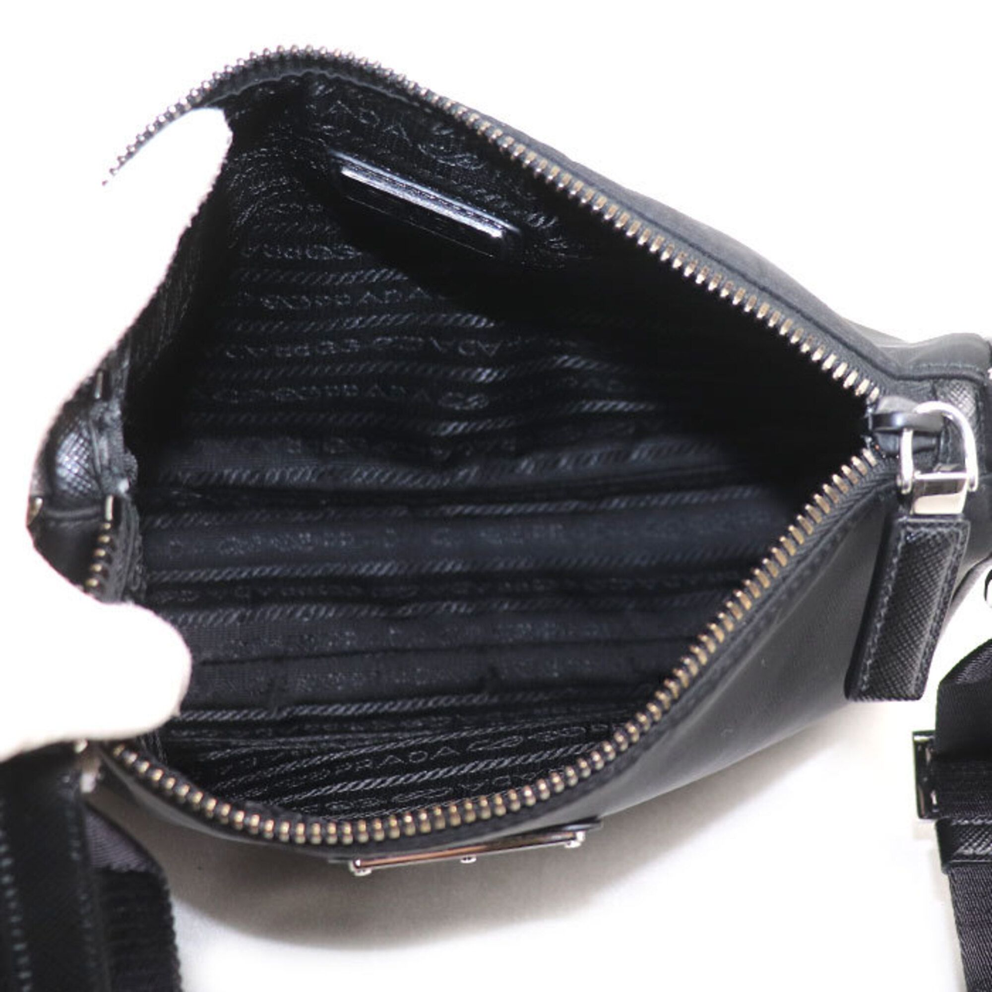 Polyamide Pouch Shoulder Bag (Pre-Owned) - Prada - Modalova