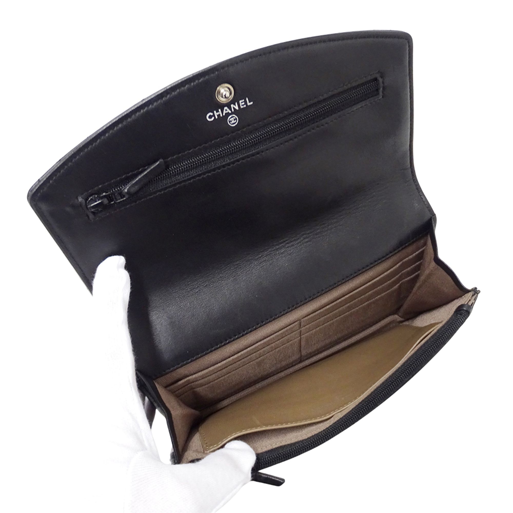 Leather Long Wallet (Bi-Fold) (Pre-Owned) - Chanel - Modalova