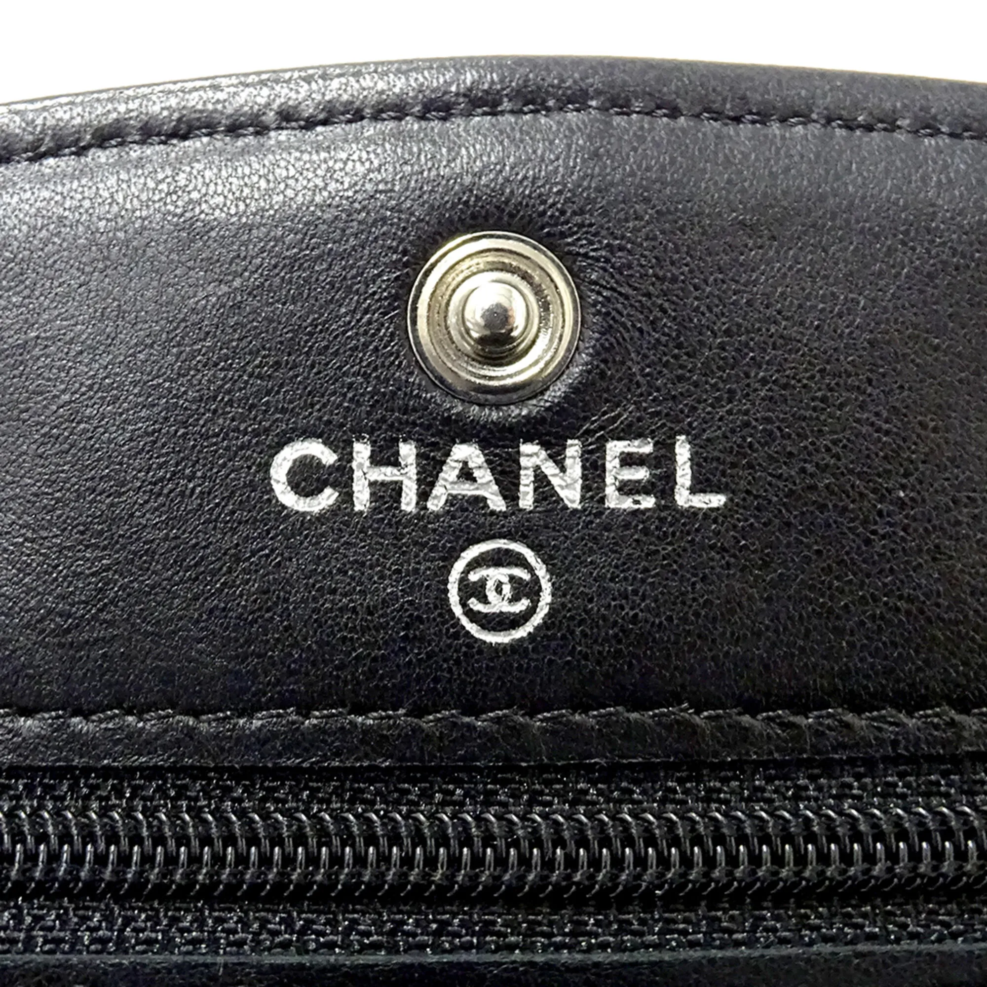 Leather Long Wallet (Bi-Fold) (Pre-Owned) - Chanel - Modalova