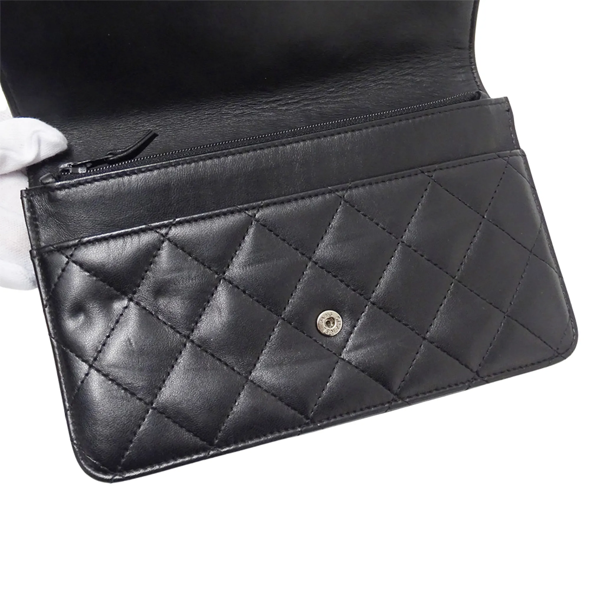 Leather Long Wallet (Bi-Fold) (Pre-Owned) - Chanel - Modalova