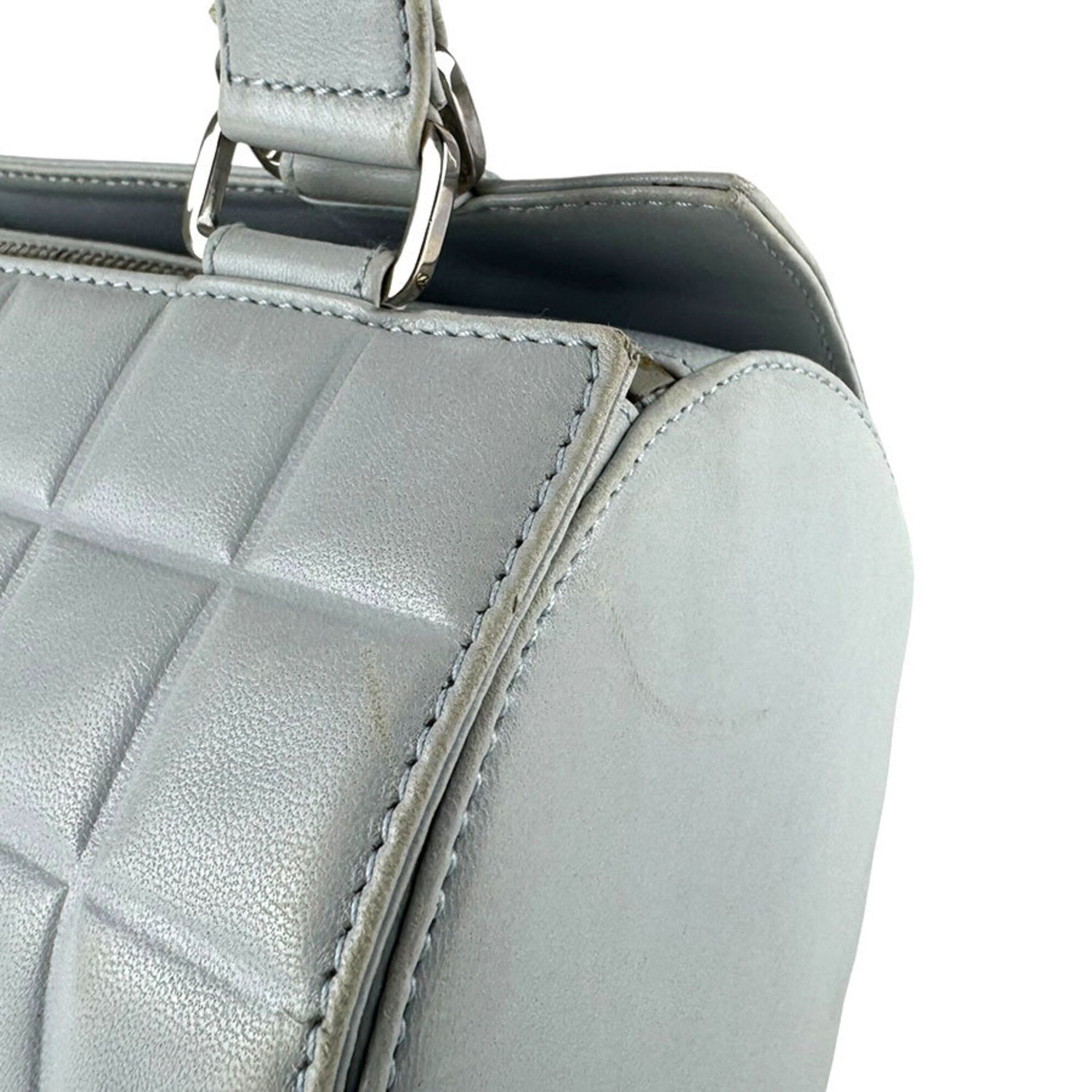 Leather Shoulder Bag (Pre-Owned) - Chanel - Modalova
