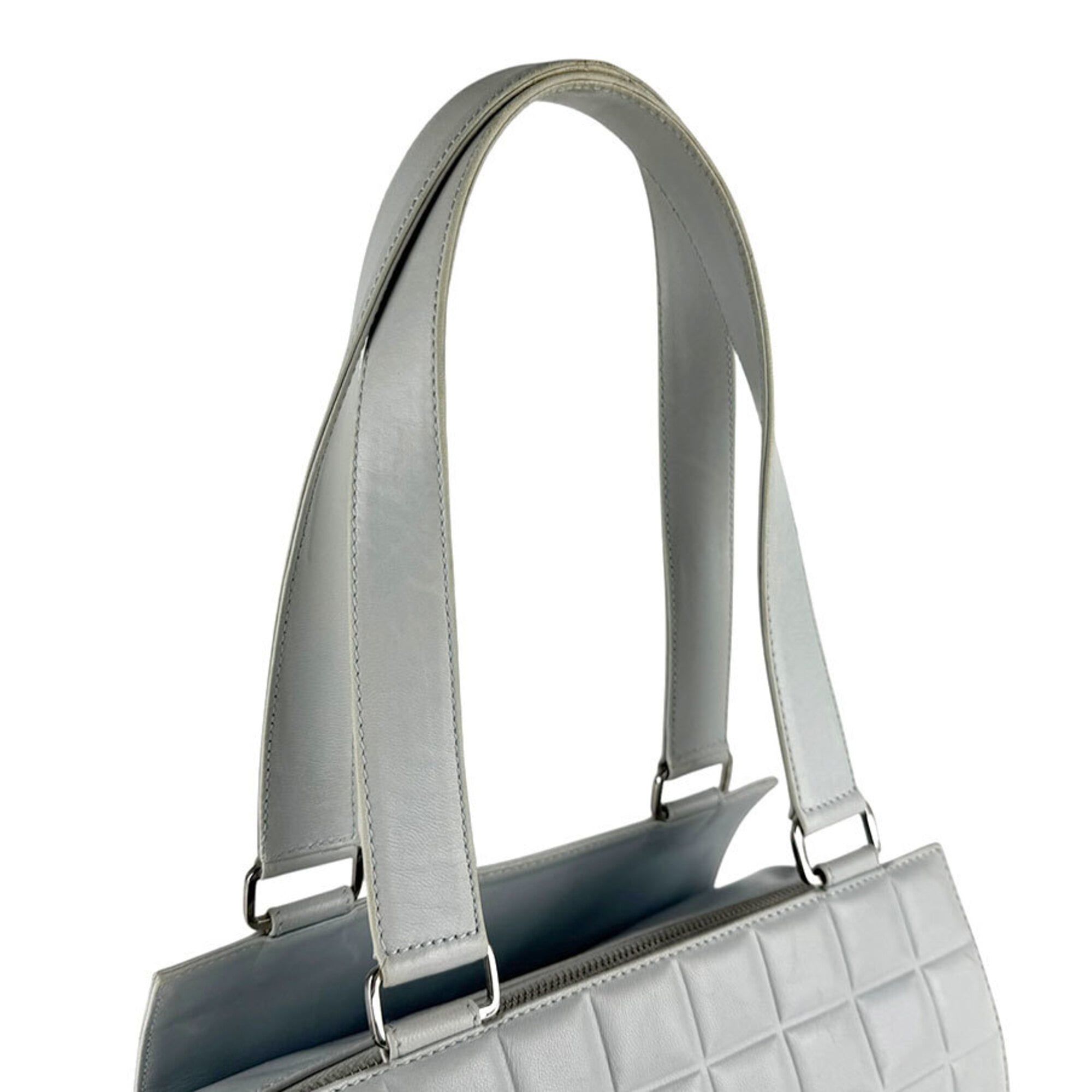 Leather Shoulder Bag (Pre-Owned) - Chanel - Modalova
