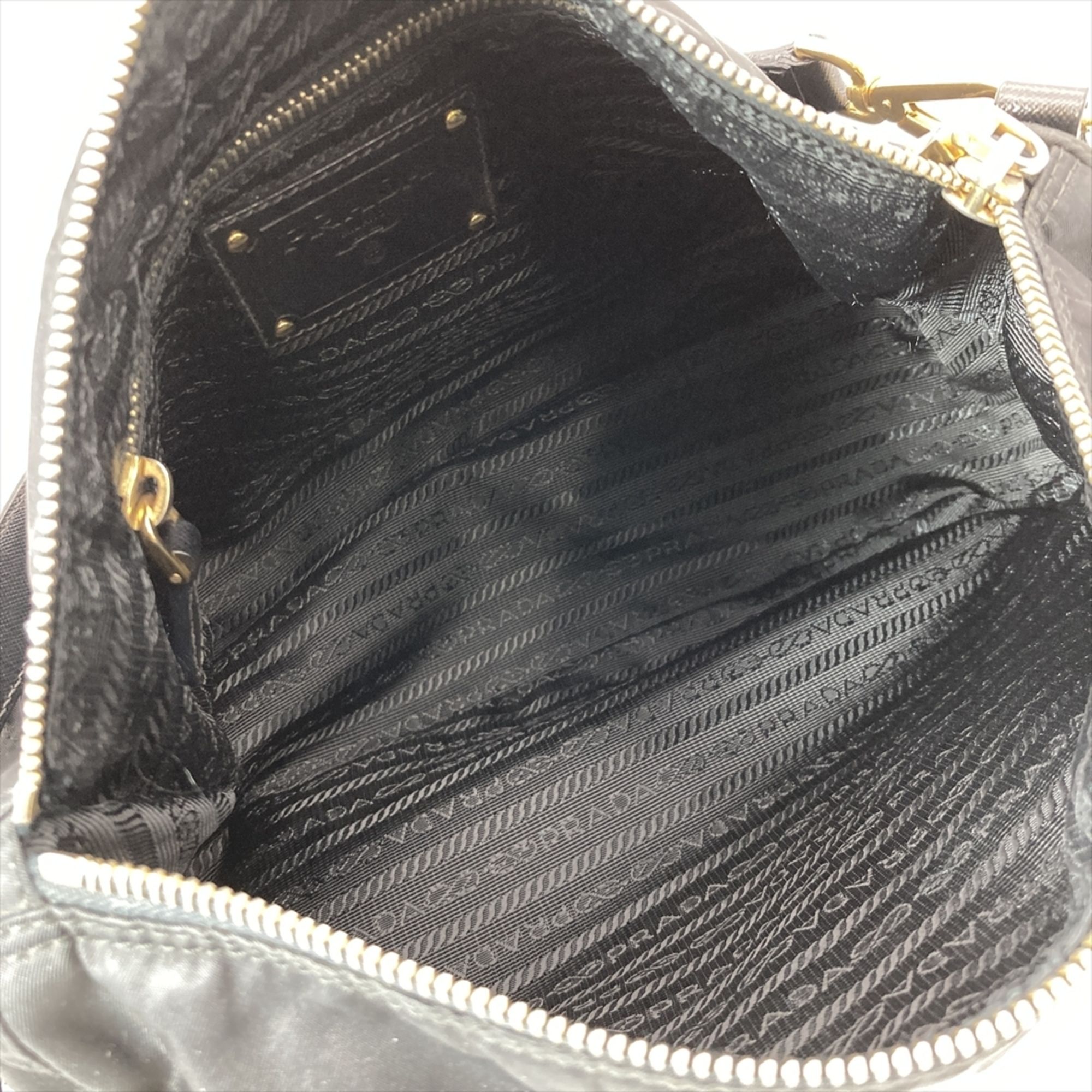 Nylon Shoulder Bag (Pre-Owned) - Prada - Modalova