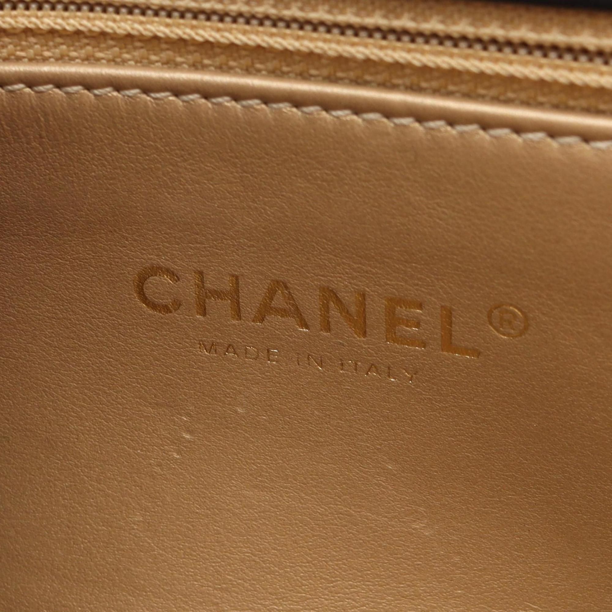 Leather Shoulder Bag (Pre-Owned) - Chanel - Modalova