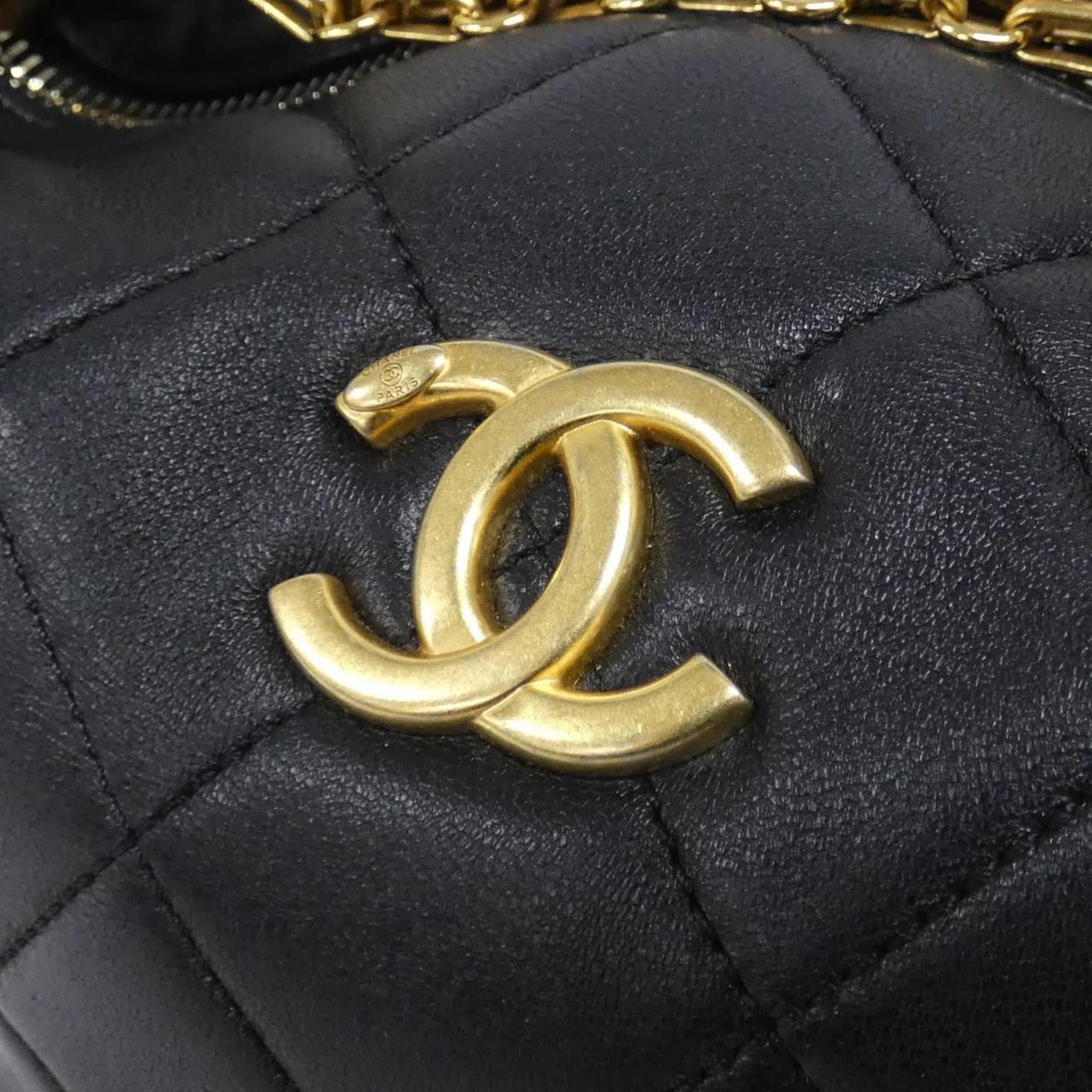 Leather Shoulder Bag (Pre-Owned) - Chanel - Modalova