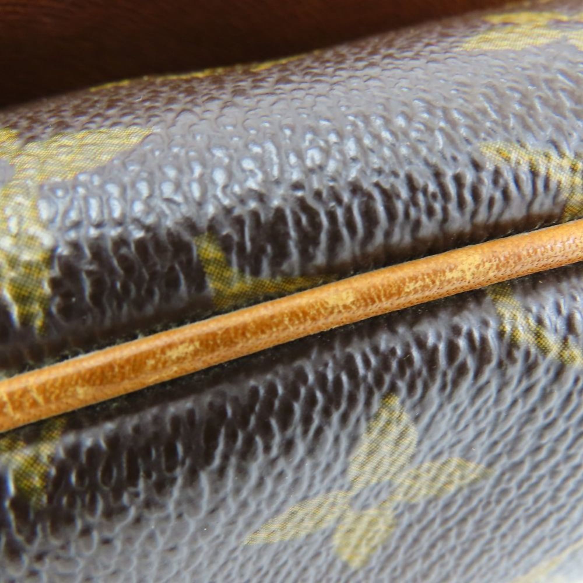 Leather Shoulder Bag (Pre-Owned) - Louis Vuitton - Modalova