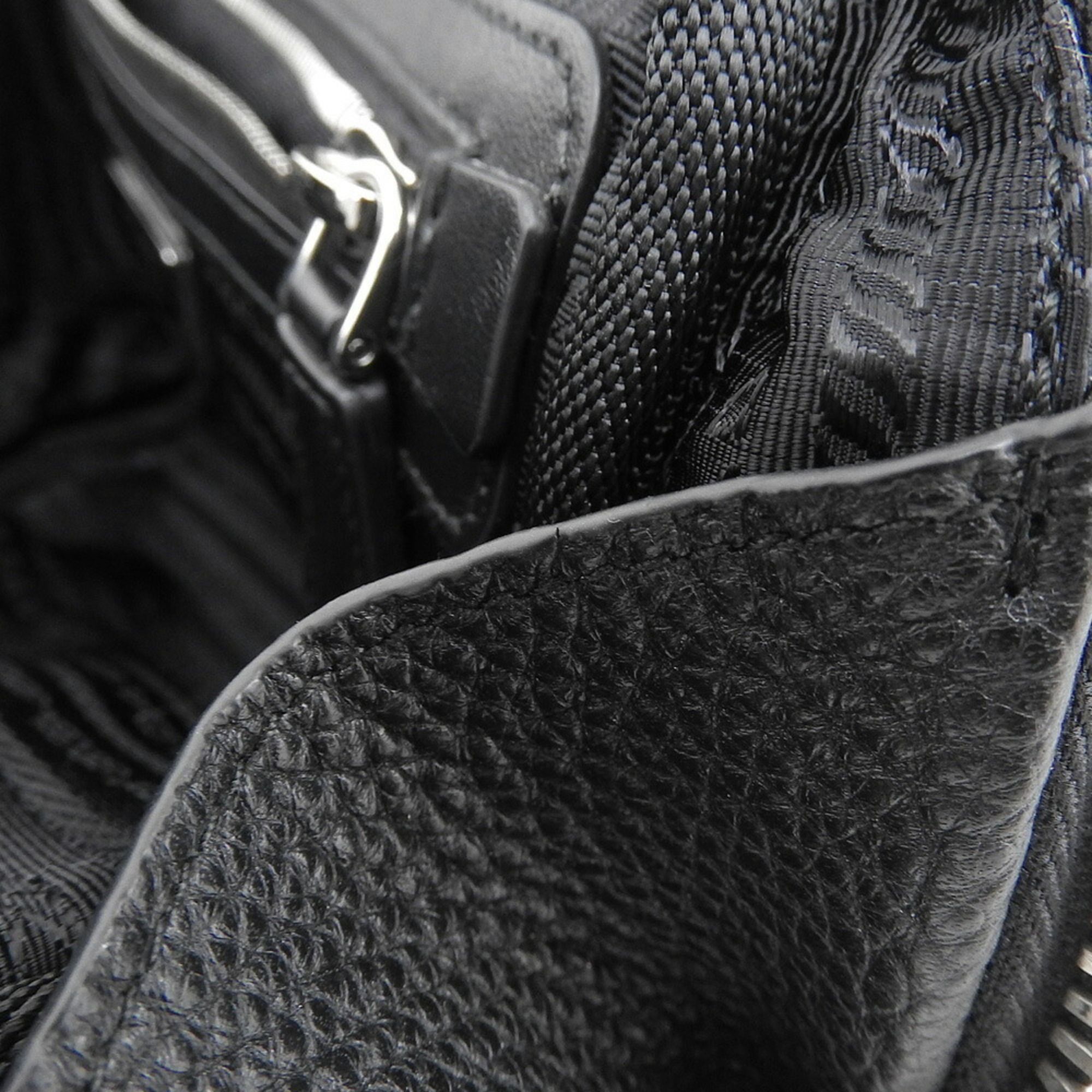 Vitello Daino Sling Bag (Pre-Owned) - Prada - Modalova