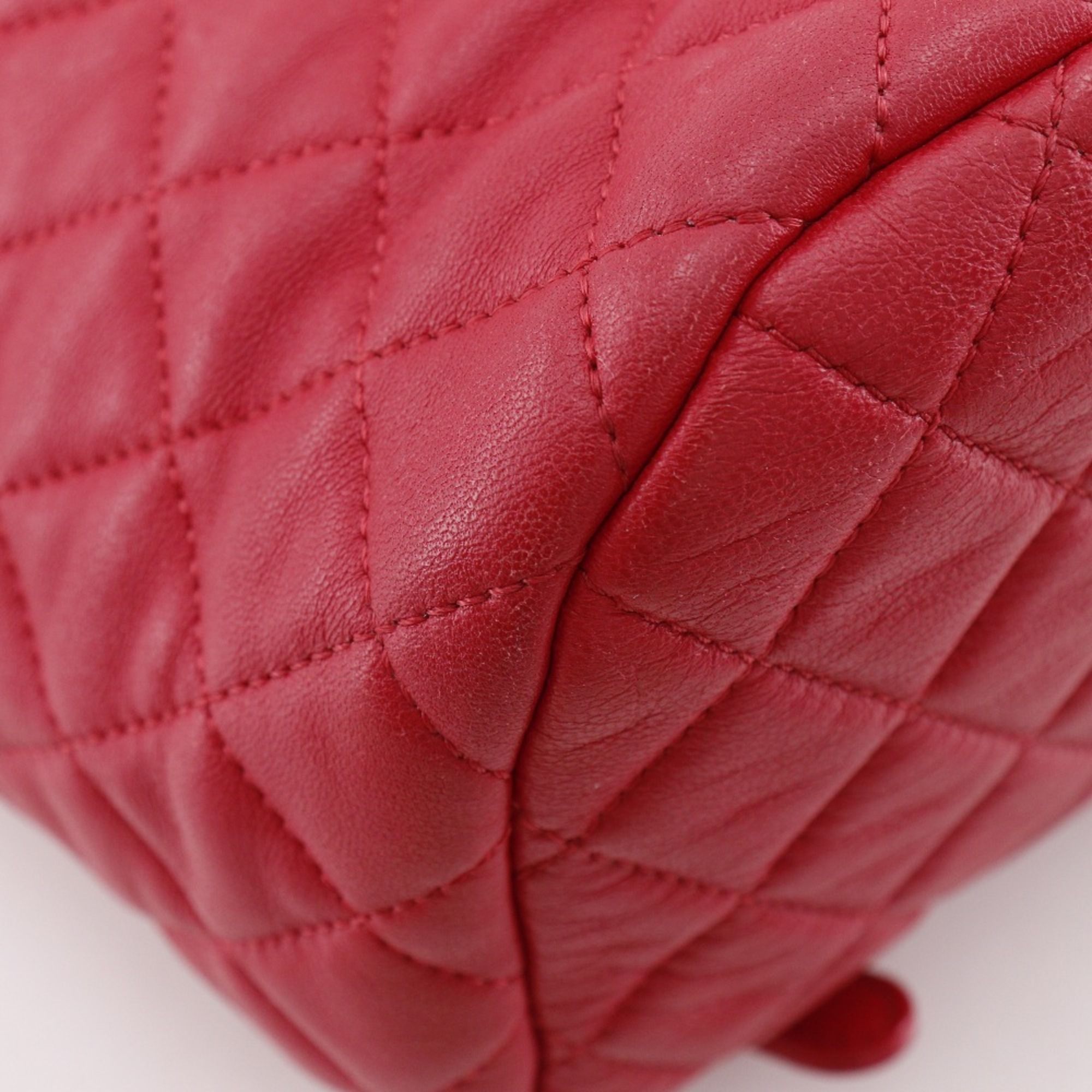 Matelasse Leather Backpack (Pre-Owned) - Chanel - Modalova