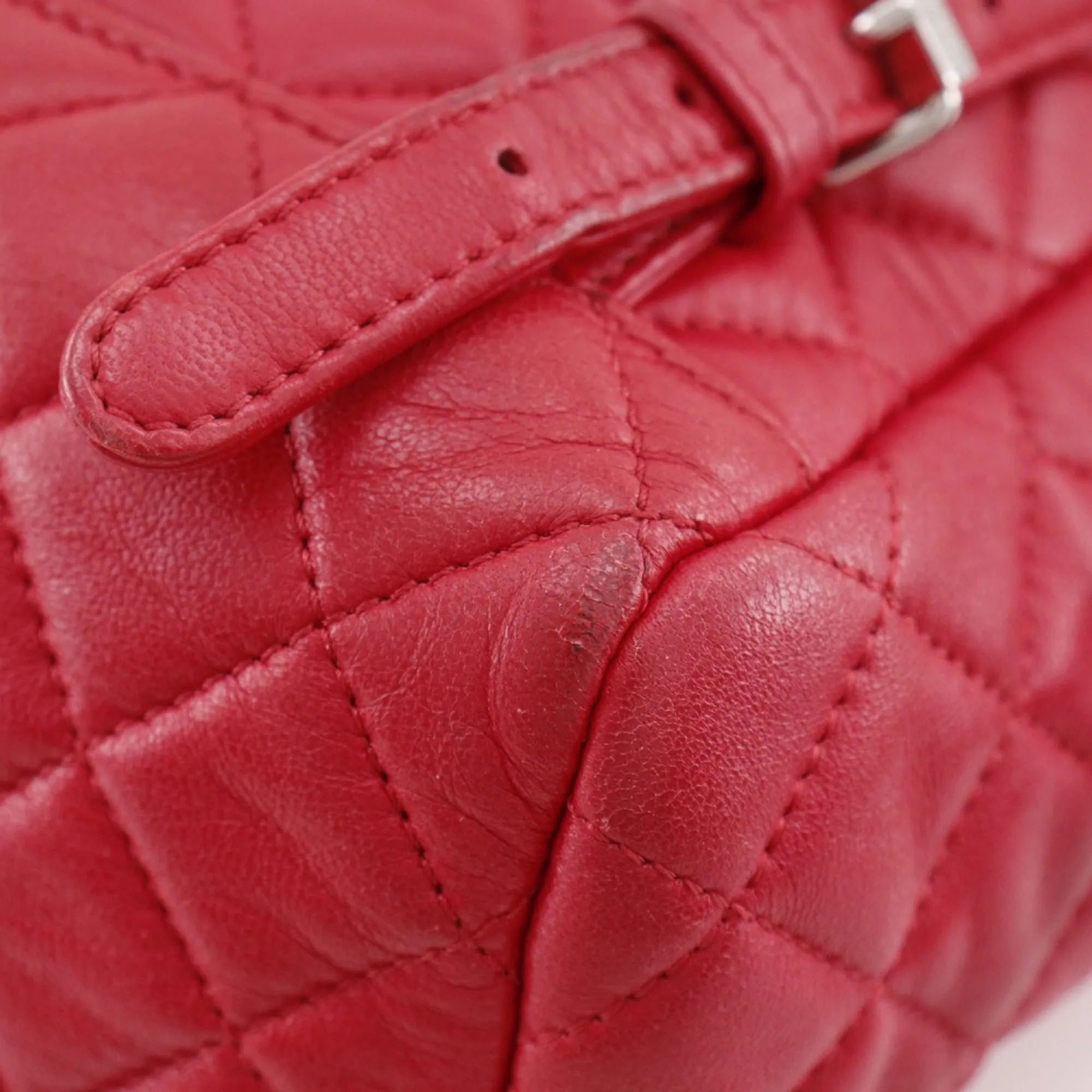 Matelasse Leather Backpack (Pre-Owned) - Chanel - Modalova