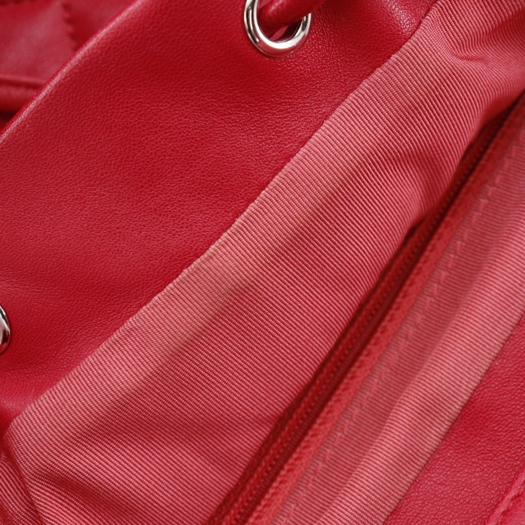 Matelasse Leather Backpack (Pre-Owned) - Chanel - Modalova