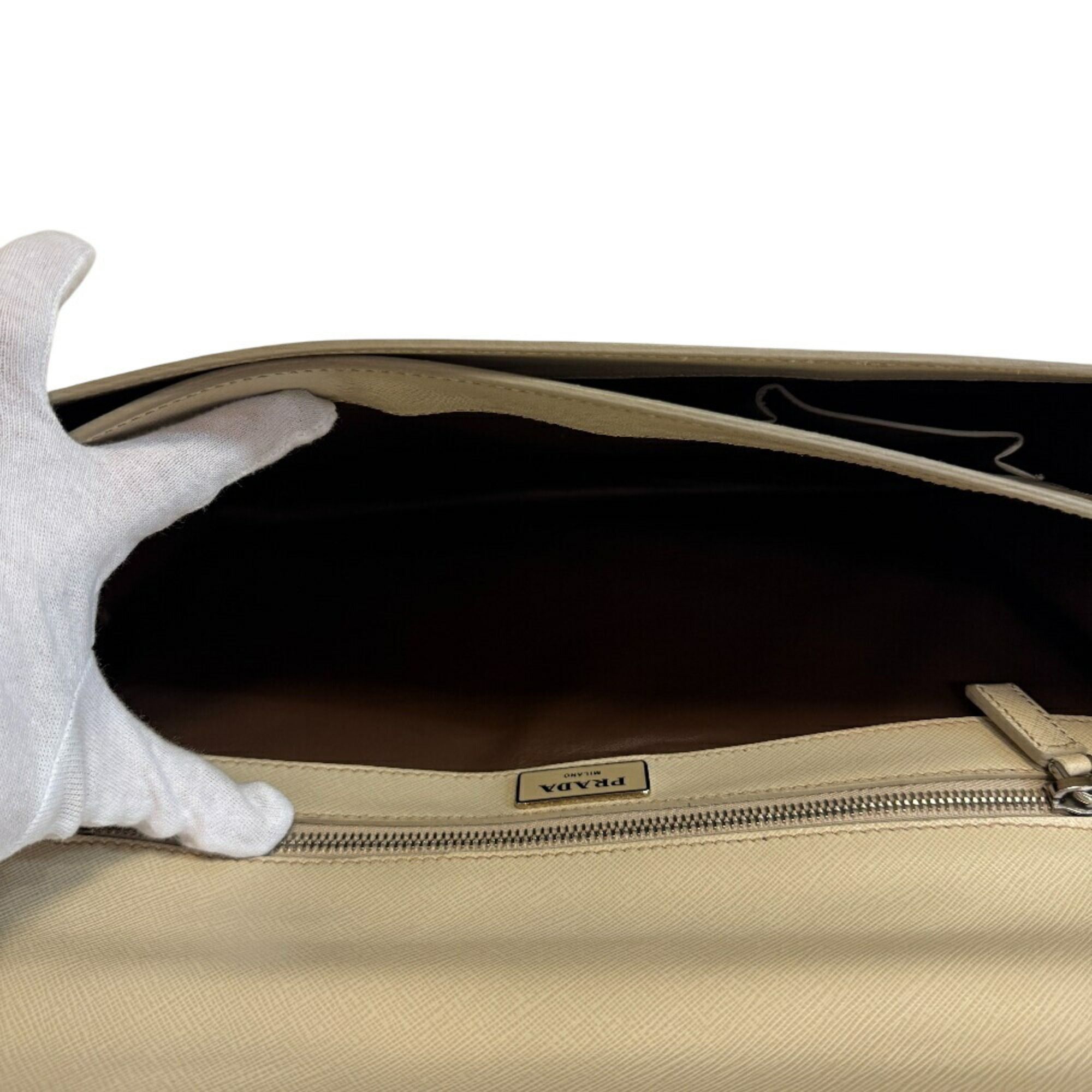 Leather Briefcase (Pre-Owned) - Prada - Modalova