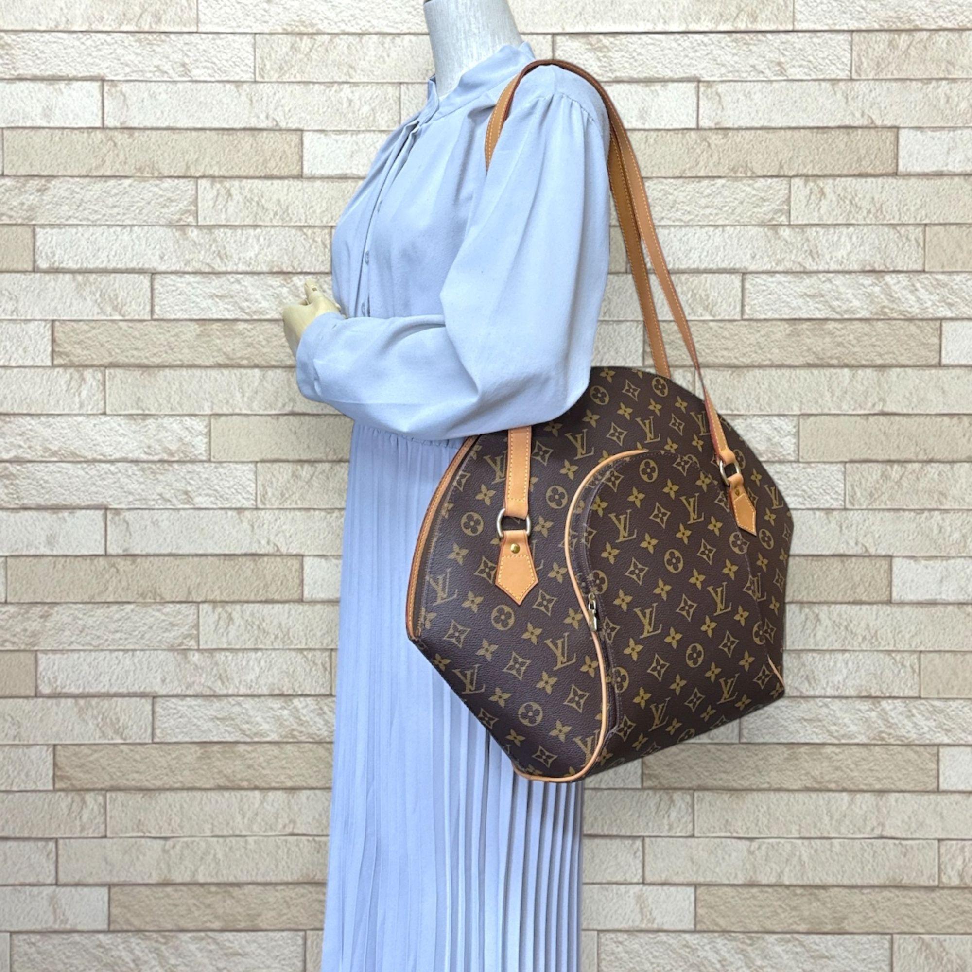 Monogram Shoulder Bag (Pre-Owned) - Louis Vuitton - Modalova