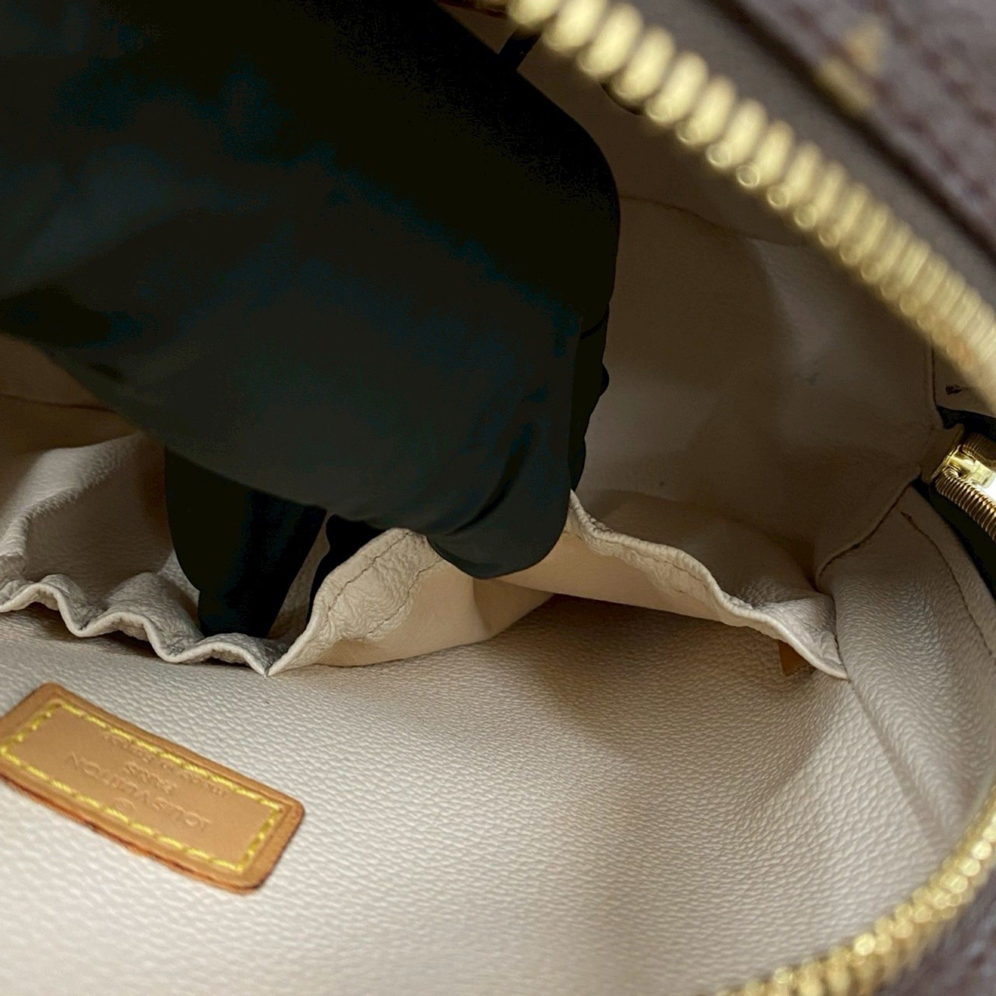 Leather Pvc Handbag Shoulder Bag (Pre-Owned) - Louis Vuitton - Modalova