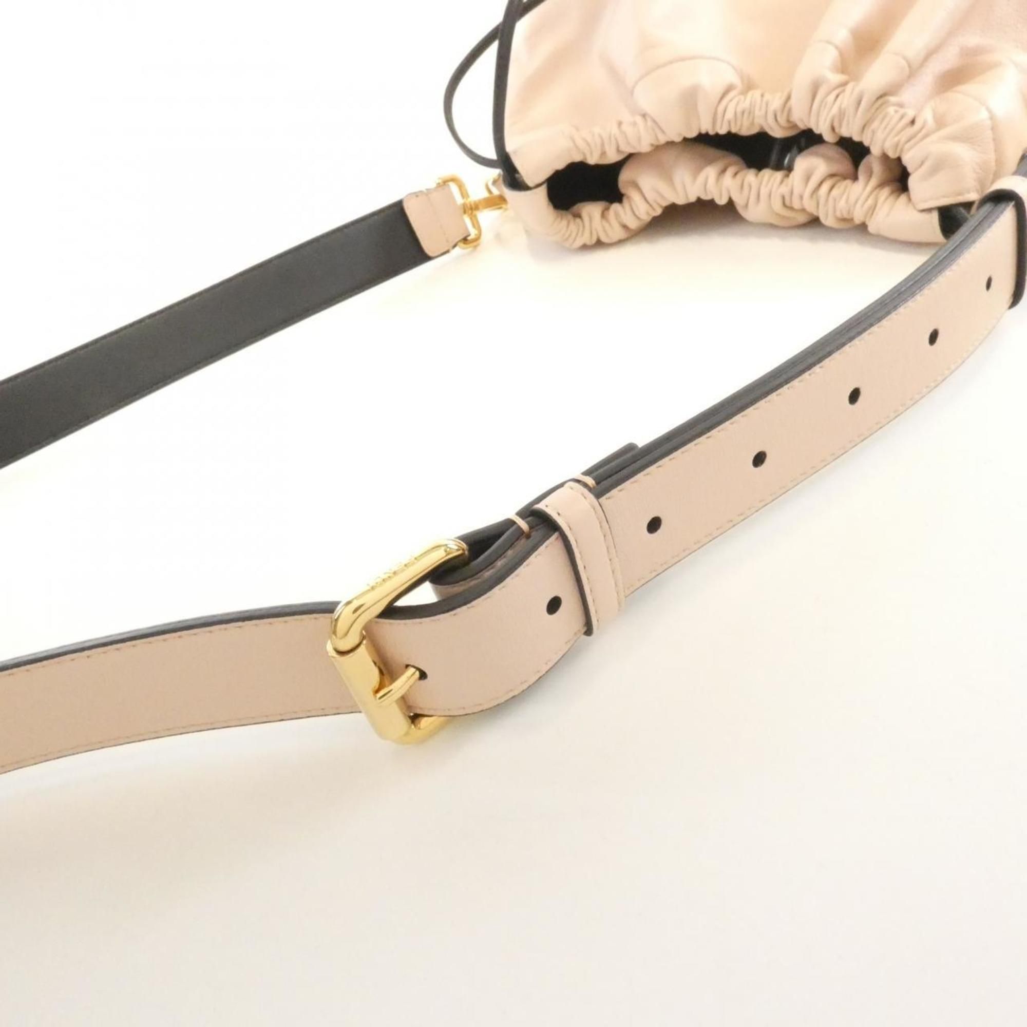 Leather Shoulder Bag (Pre-Owned) - Fendi - Modalova
