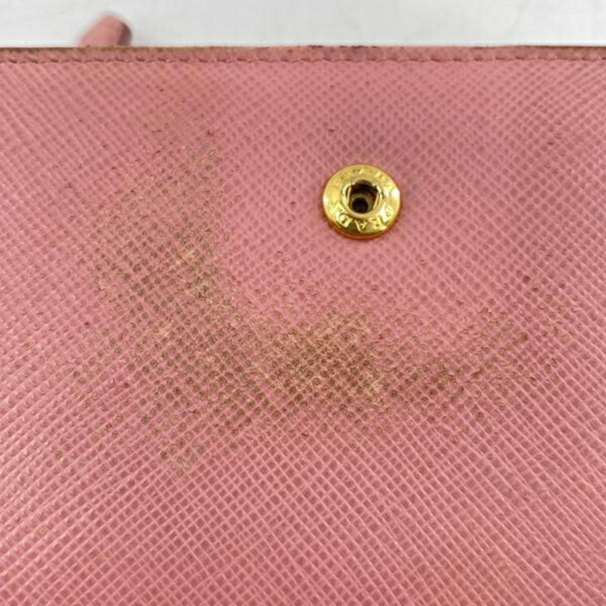 Saffiano Triangle Wallet (Bi-Fold) (Pre-Owned) - Prada - Modalova