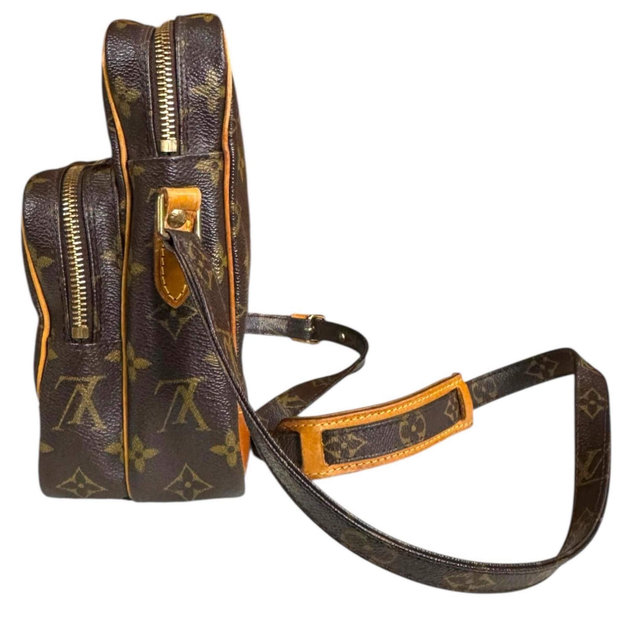 Monogram Canvas Shoulder Bag (Pre-Owned) - Louis Vuitton - Modalova