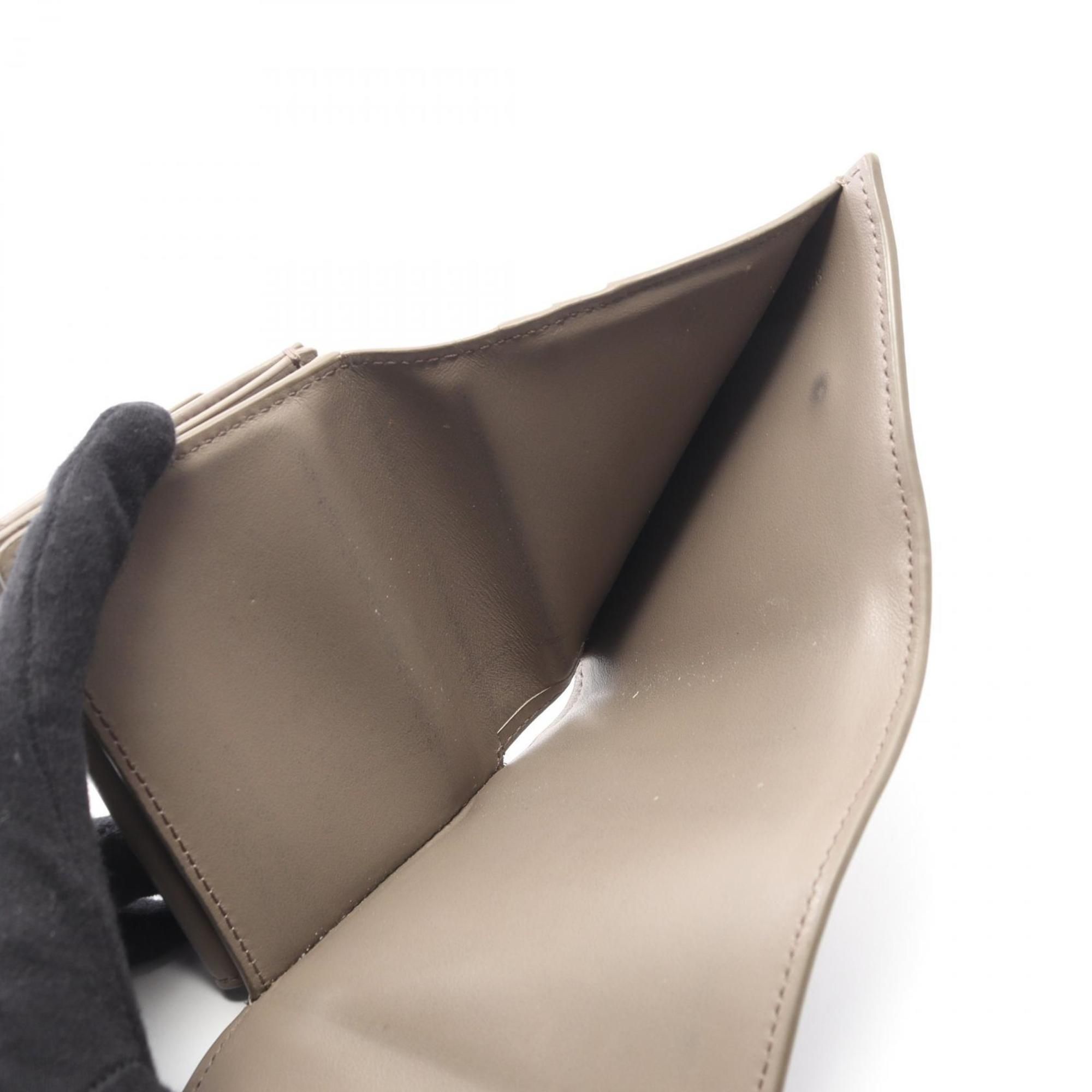 Leather Wallet (Tri-Fold) (Pre-Owned) - Celine - Modalova