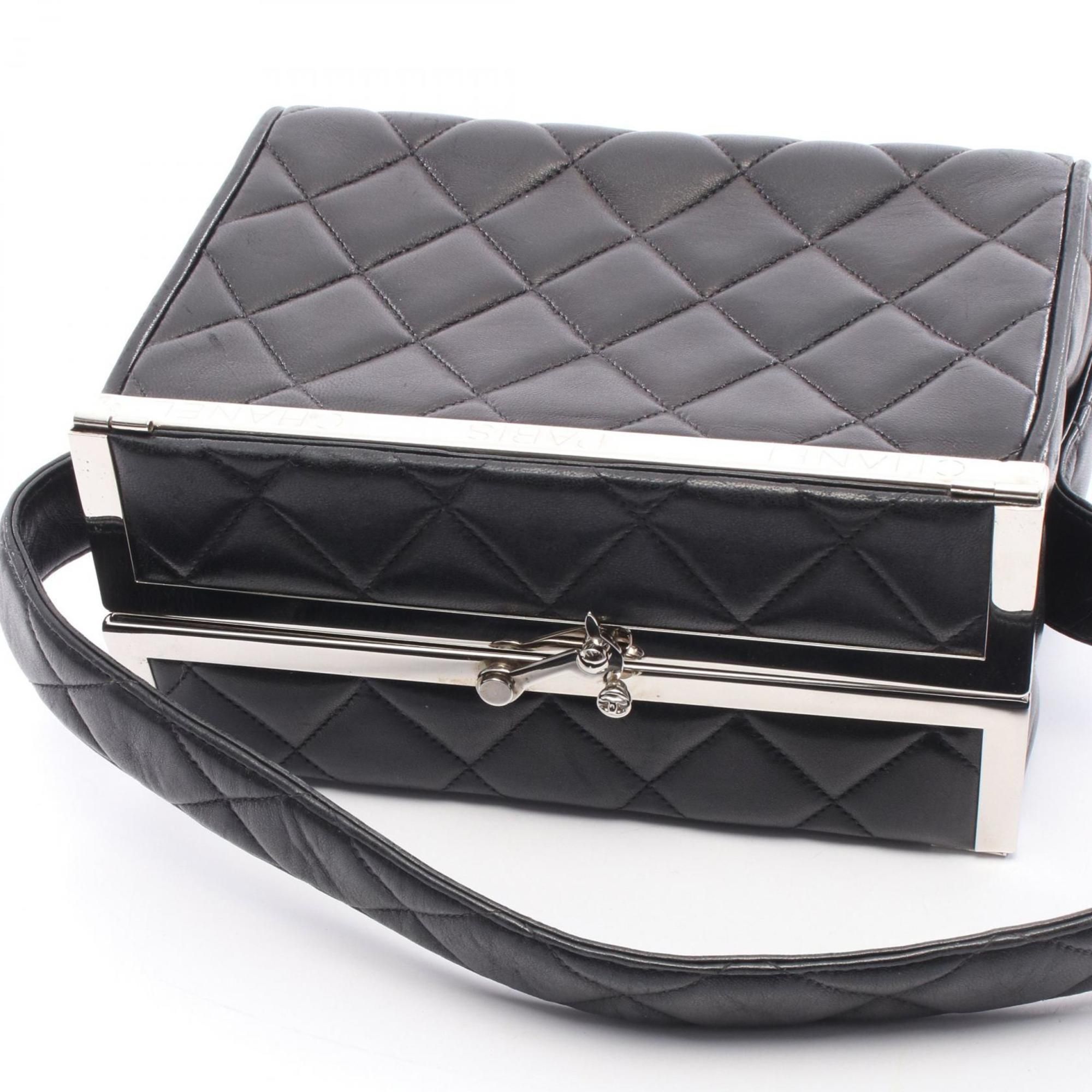 Leather Handbag (Pre-Owned) - Chanel - Modalova
