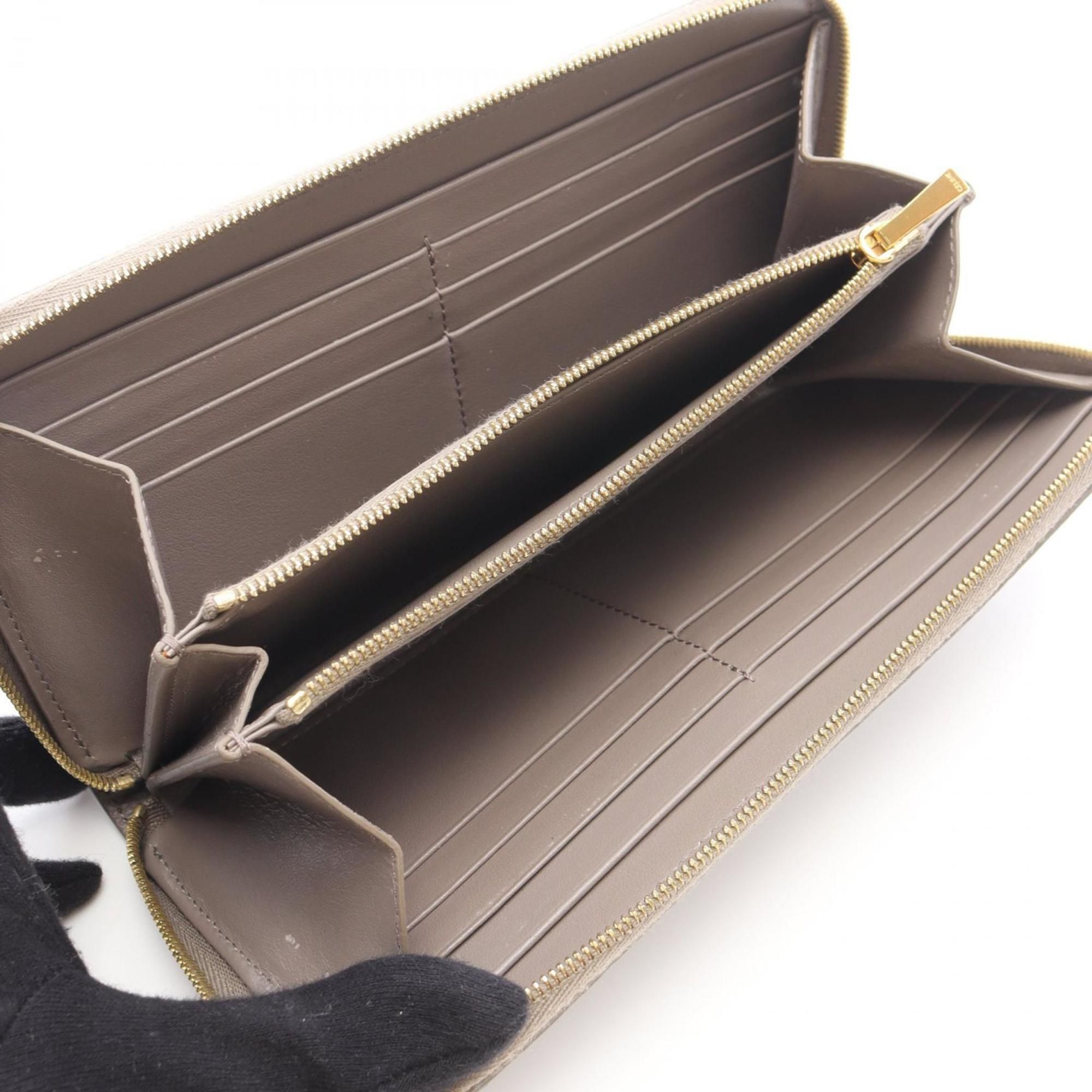 Leather Long Wallet (Bi-Fold) (Pre-Owned) - Celine - Modalova