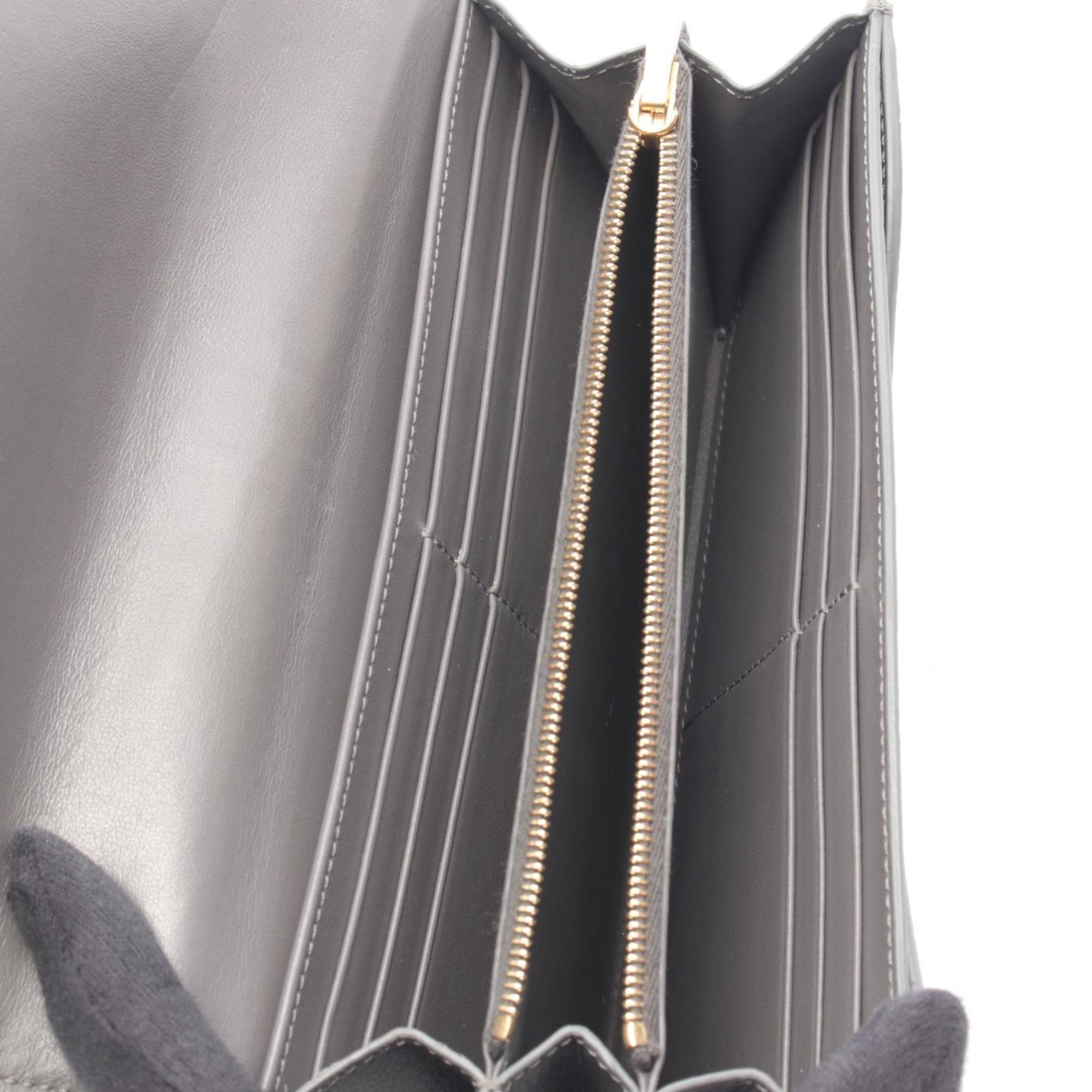 Leather Long Wallet (Bi-Fold) (Pre-Owned) - Celine - Modalova