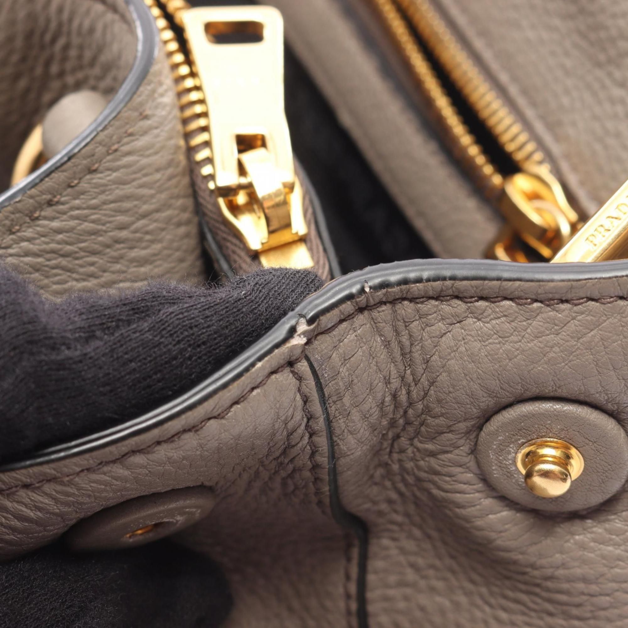 Leather Handbag (Pre-Owned) - Prada - Modalova