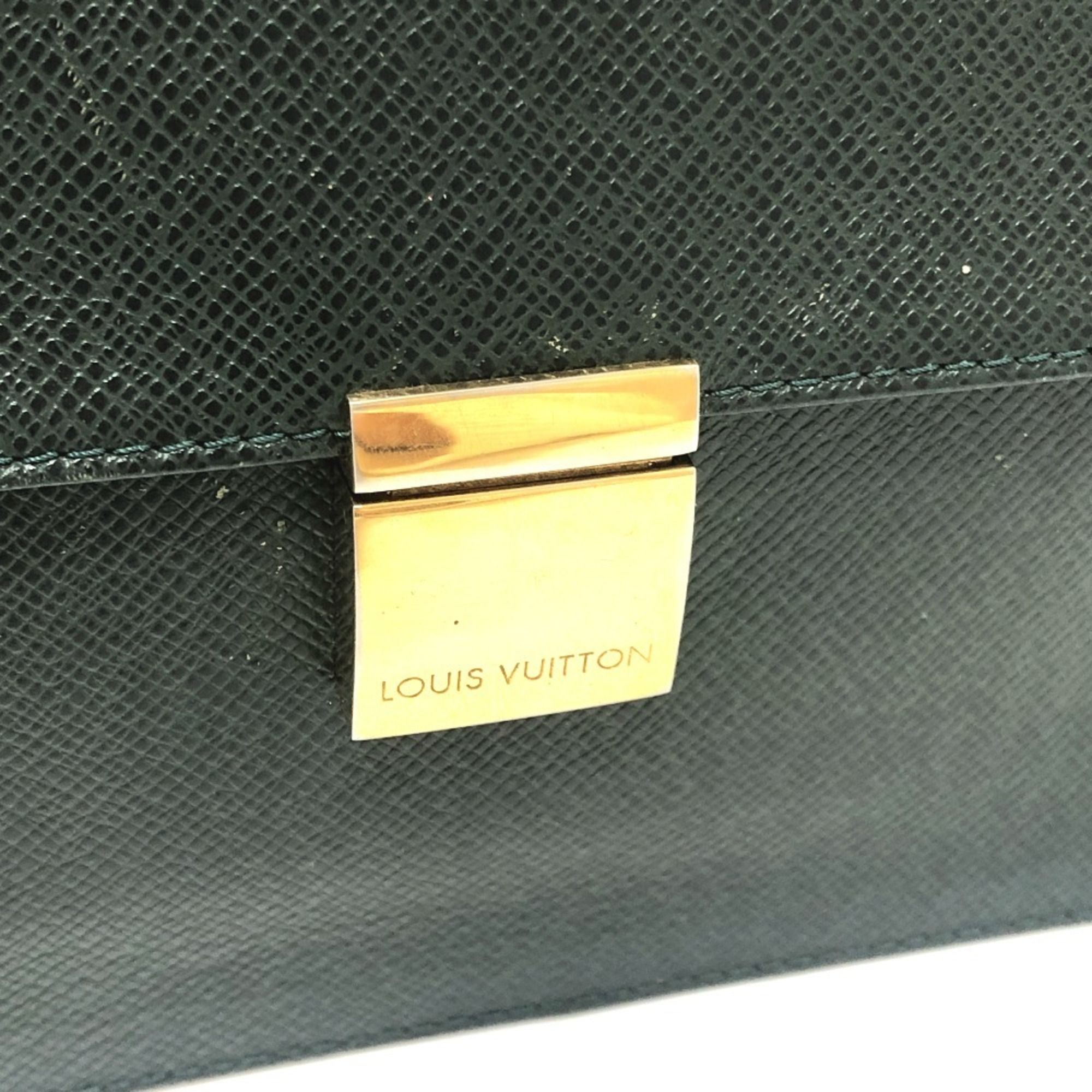 Leather Taiga Leather Clutch Bag (Pre-Owned) - Louis Vuitton - Modalova
