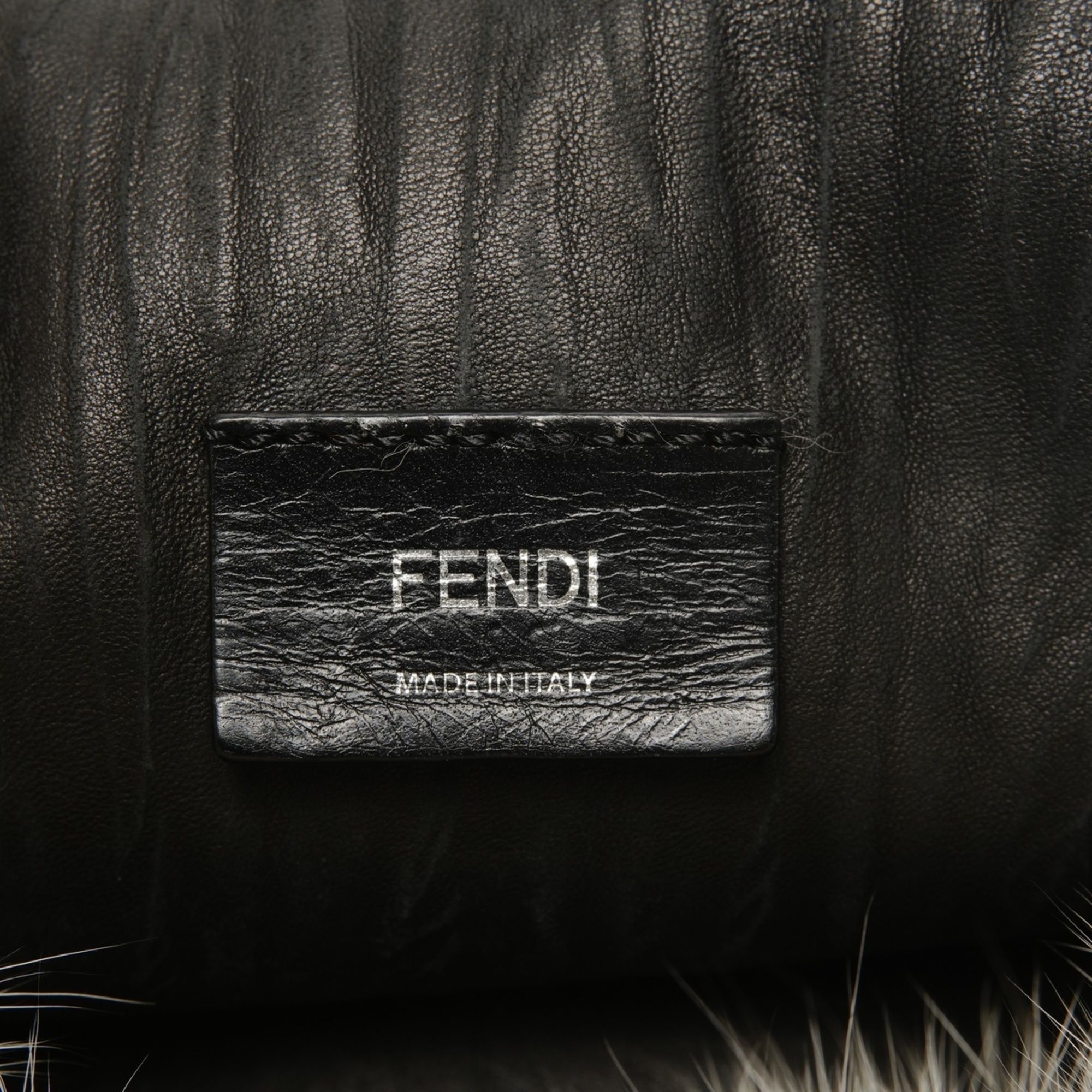 Fur Shoulder Bag (Pre-Owned) - Fendi - Modalova