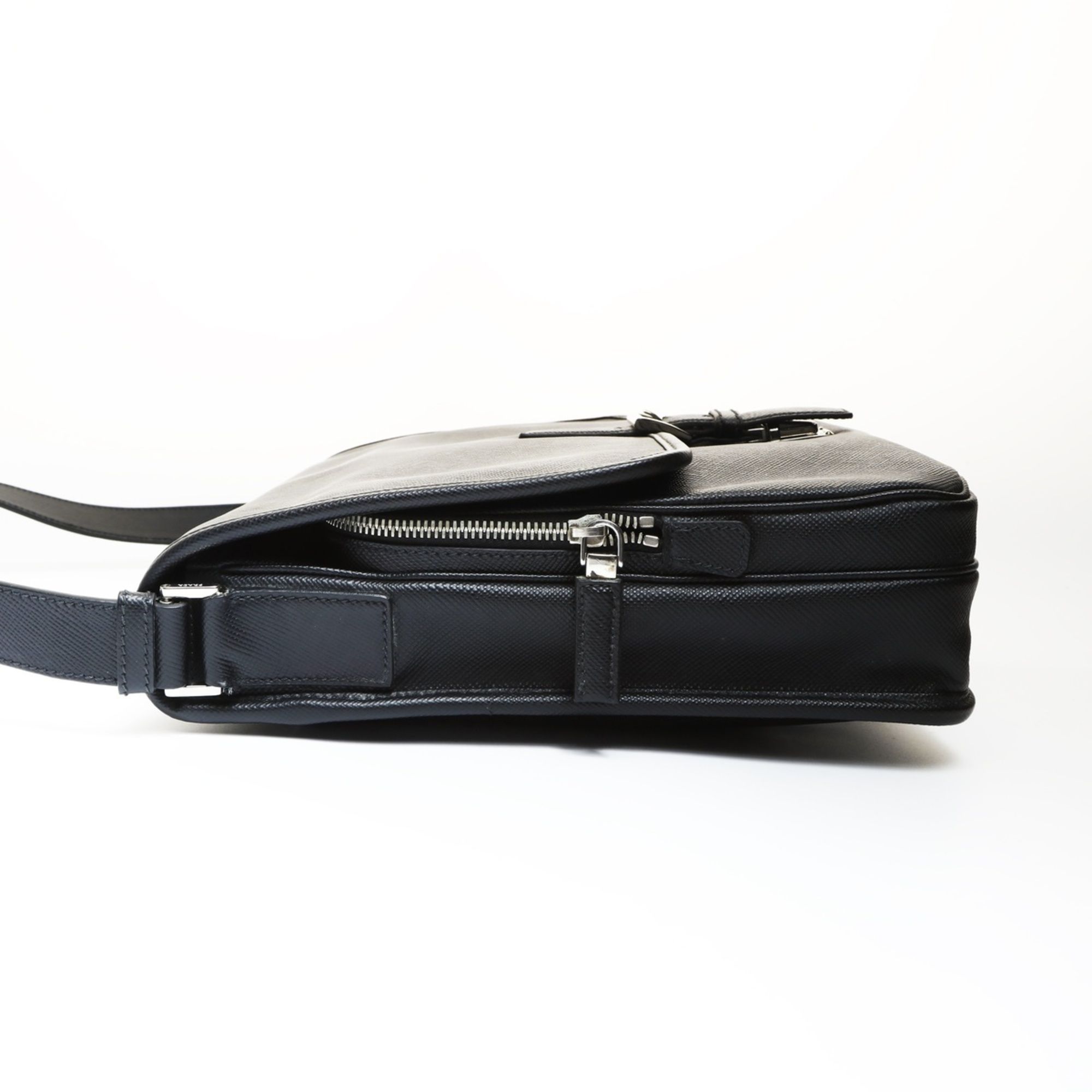 Saffiano Leather Shoulder Bag (Pre-Owned) - Prada - Modalova