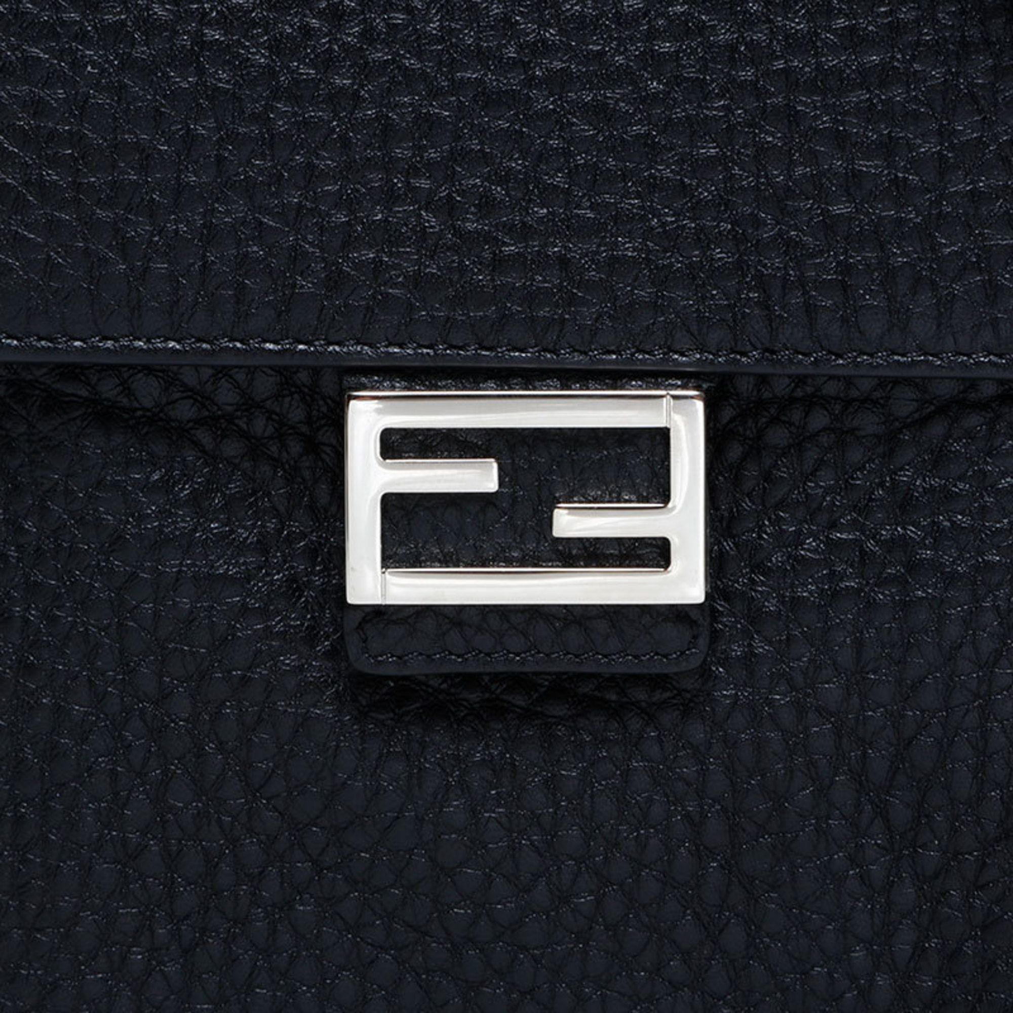 Leather Shoulder Bag (Pre-Owned) - Fendi - Modalova
