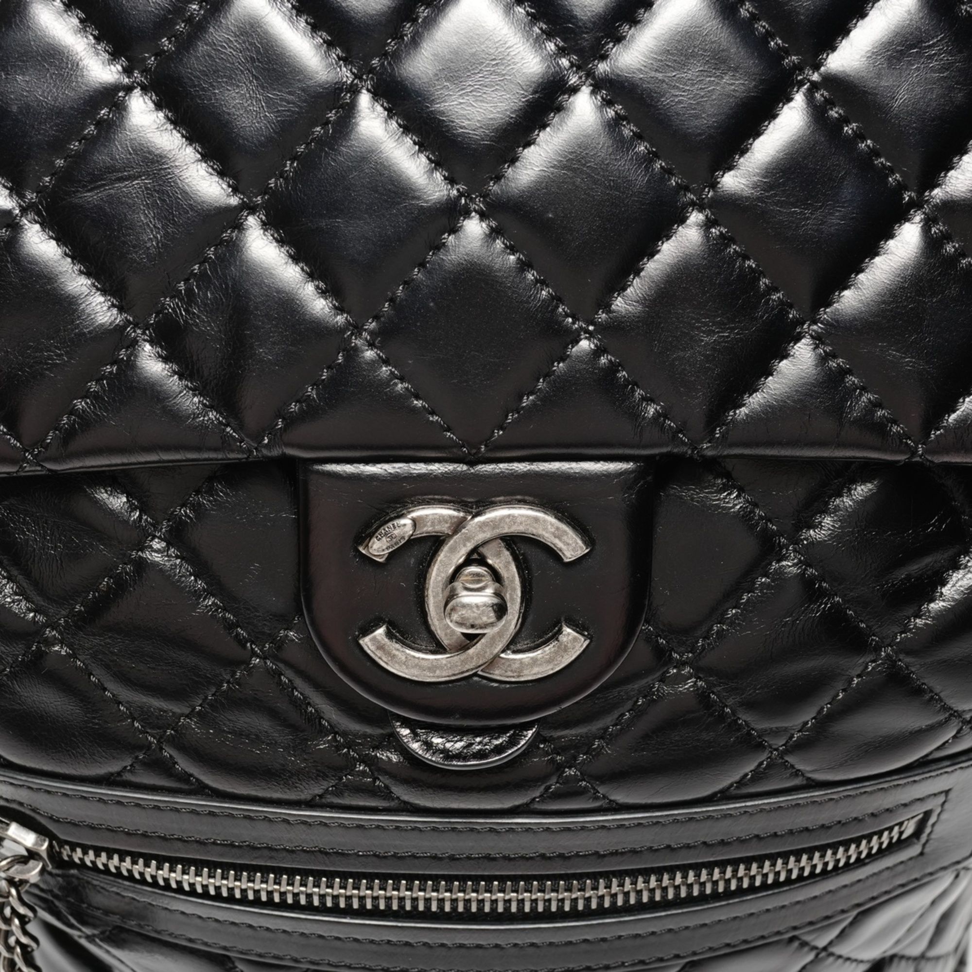 Chanel Black Backpack (Pre-Owned) - Chanel - Modalova