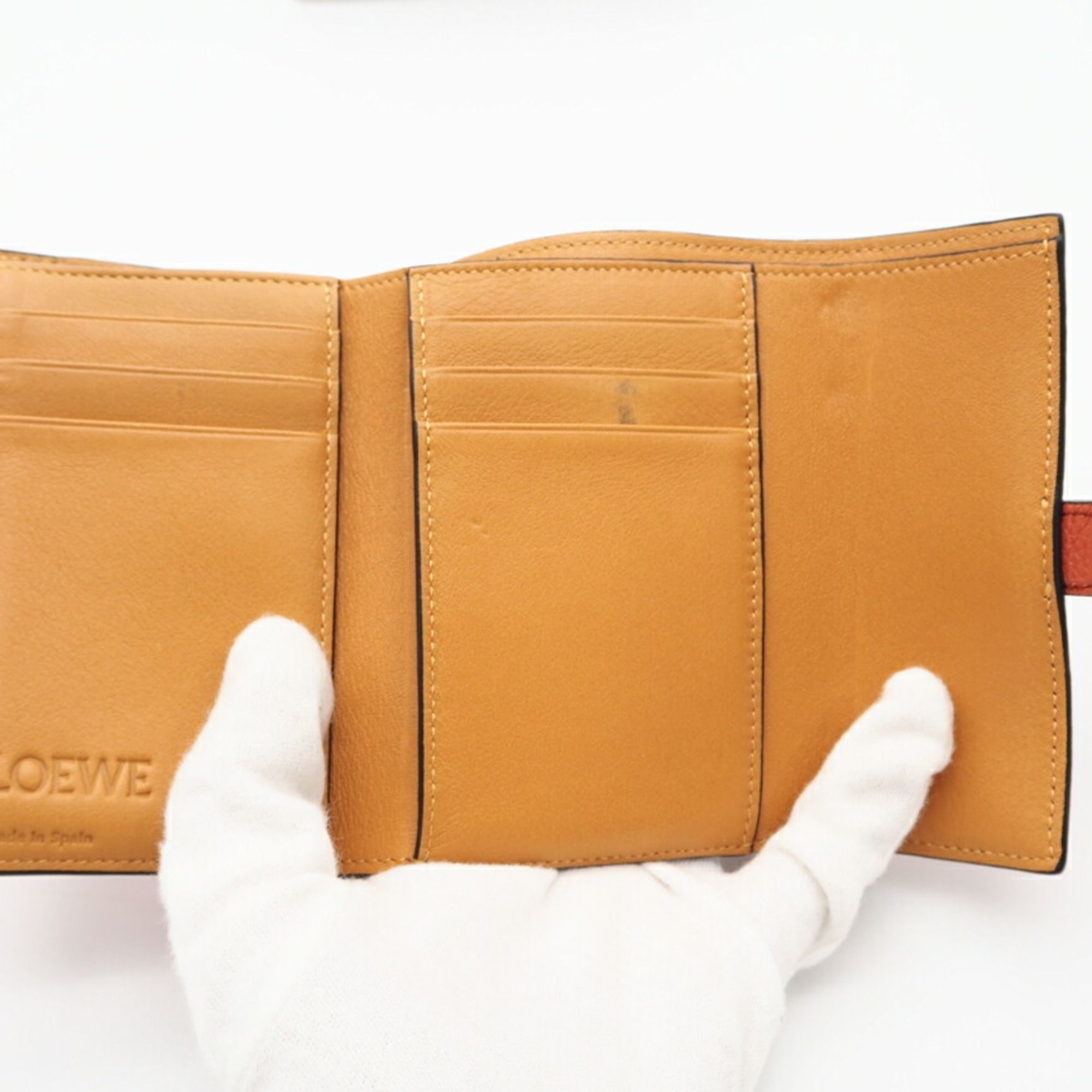 Leather Wallet (Tri-Fold) (Pre-Owned) - Loewe - Modalova