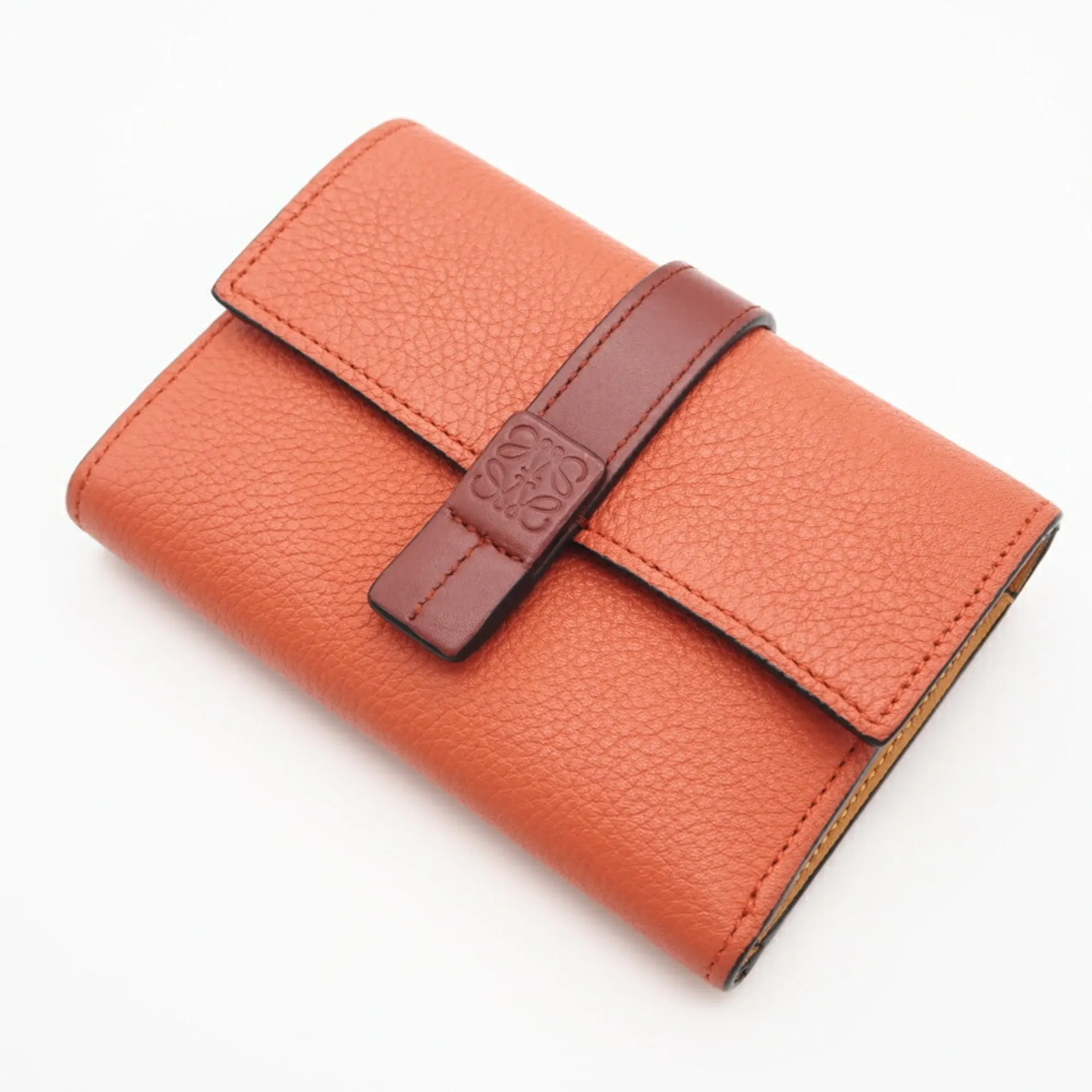 Leather Wallet (Tri-Fold) (Pre-Owned) - Loewe - Modalova