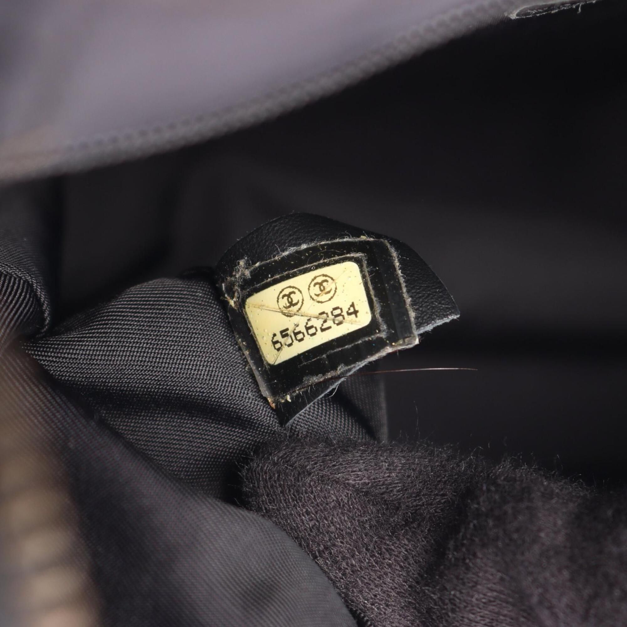 Leather Nylon Canvas Backpack Handbag (Pre-Owned) - Chanel - Modalova