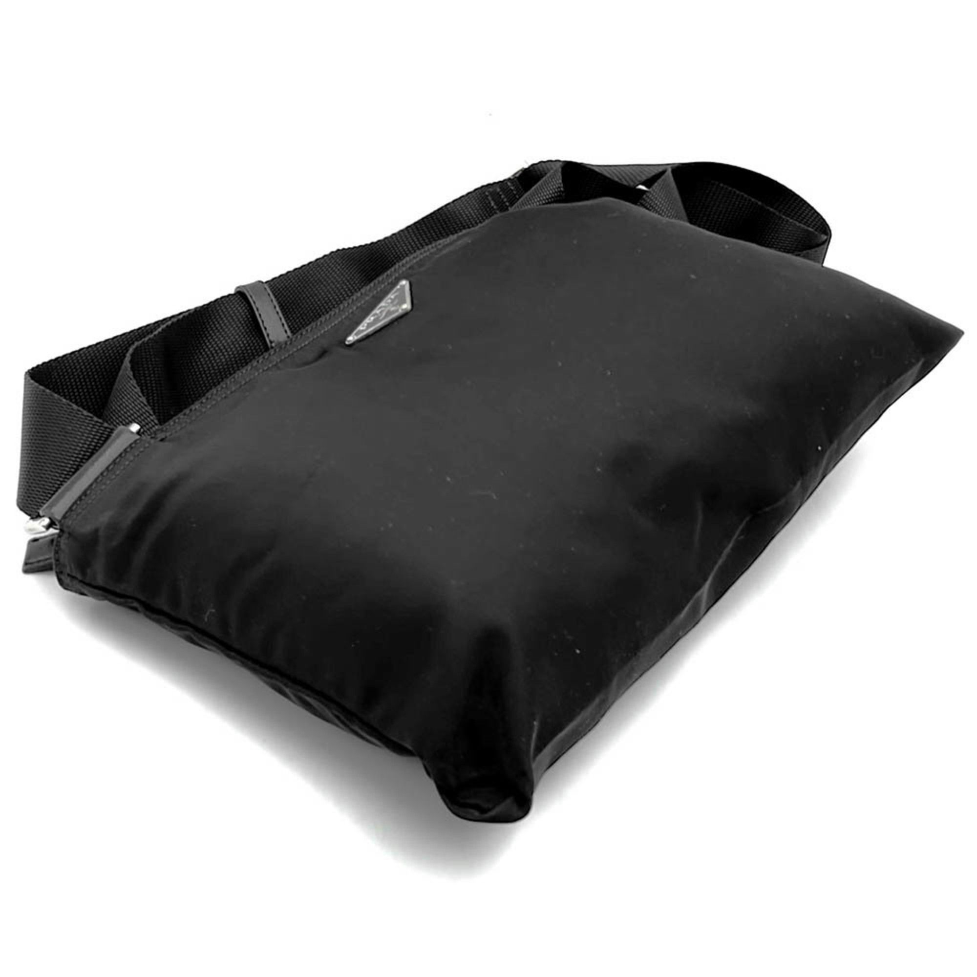 Nylon Shoulder Bag (Pre-Owned) - Prada - Modalova