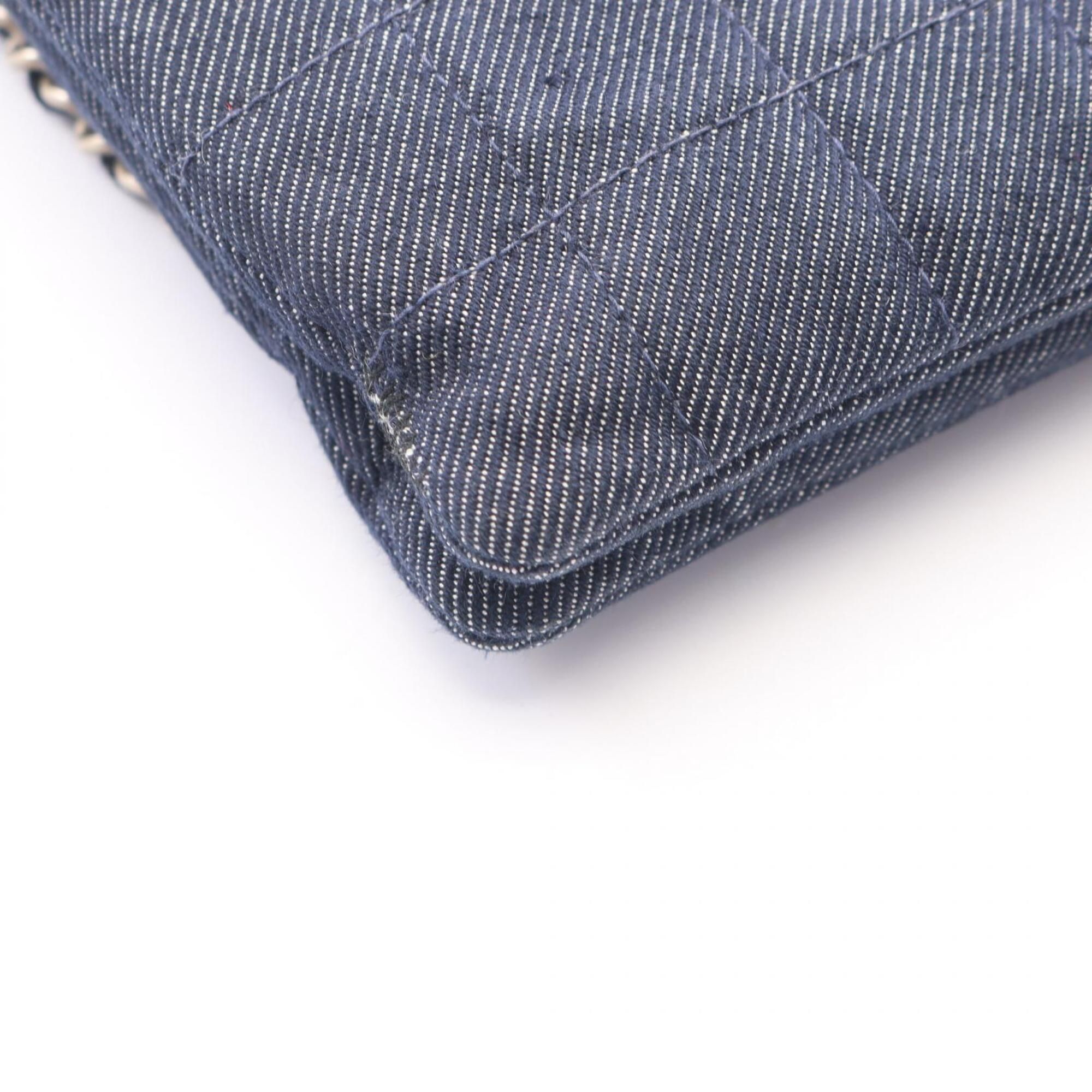Denim Handbag (Pre-Owned) - Chanel - Modalova