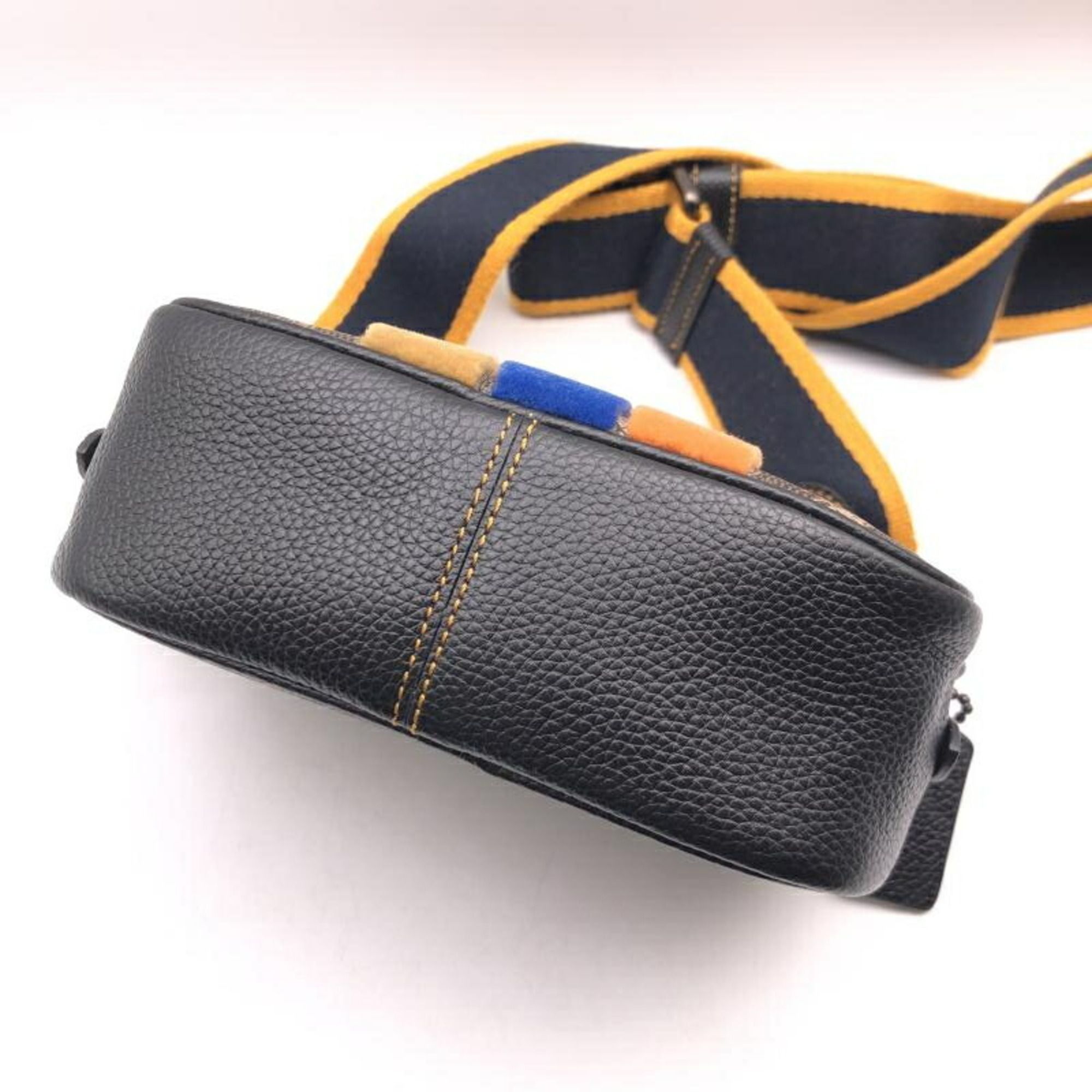 Coach Shoulder Bag (Pre-Owned) - Coach - Modalova