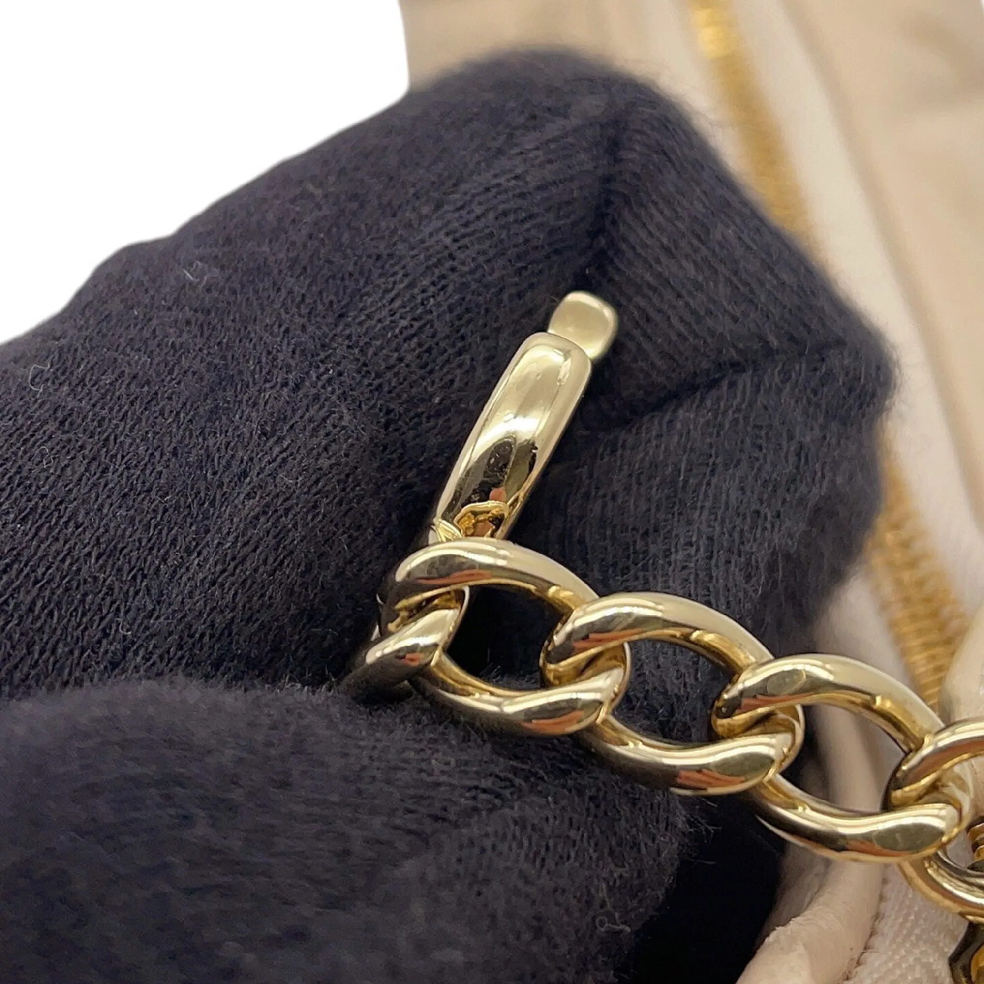 Leather Shoulder Bag (Pre-Owned) - Chanel - Modalova
