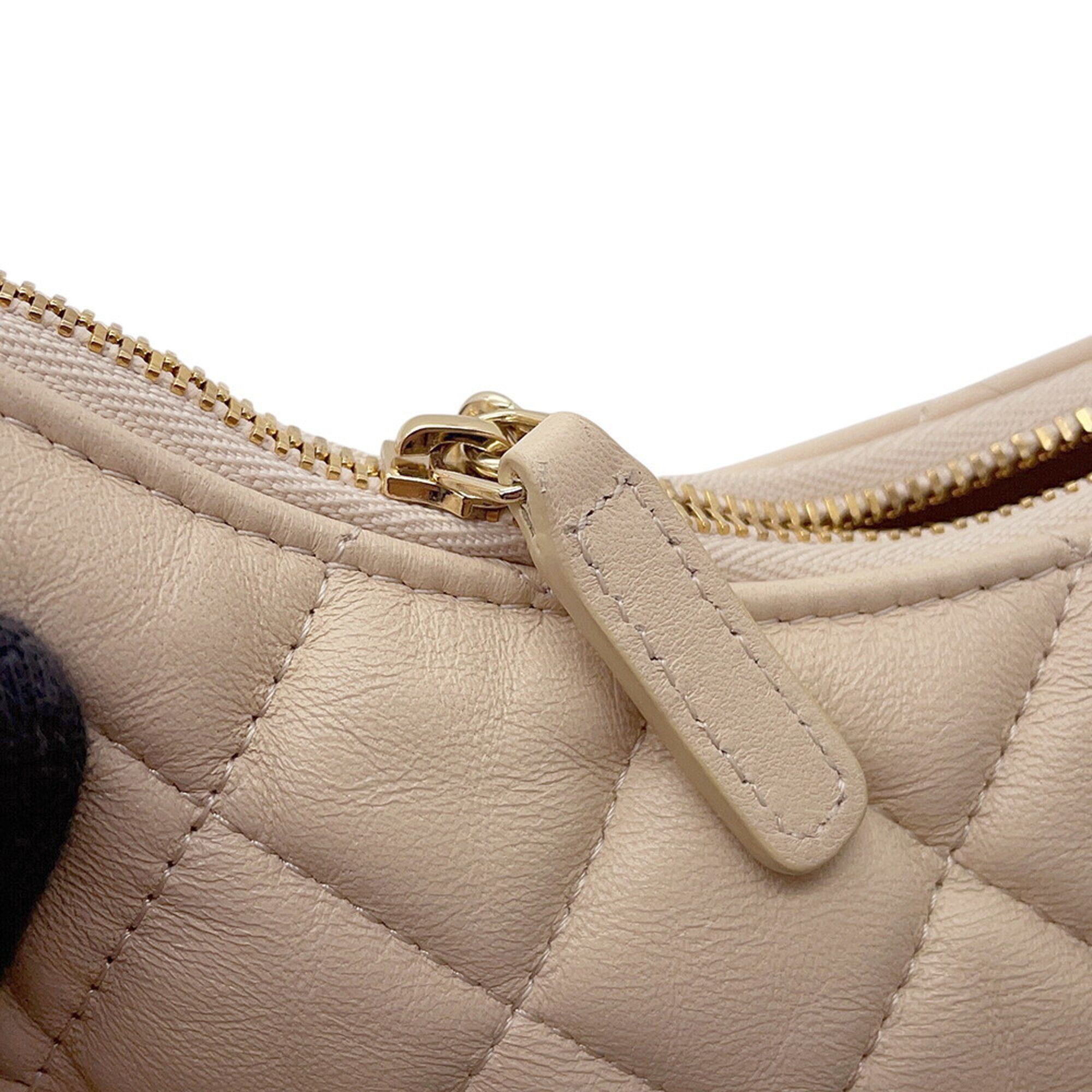 Leather Shoulder Bag (Pre-Owned) - Chanel - Modalova