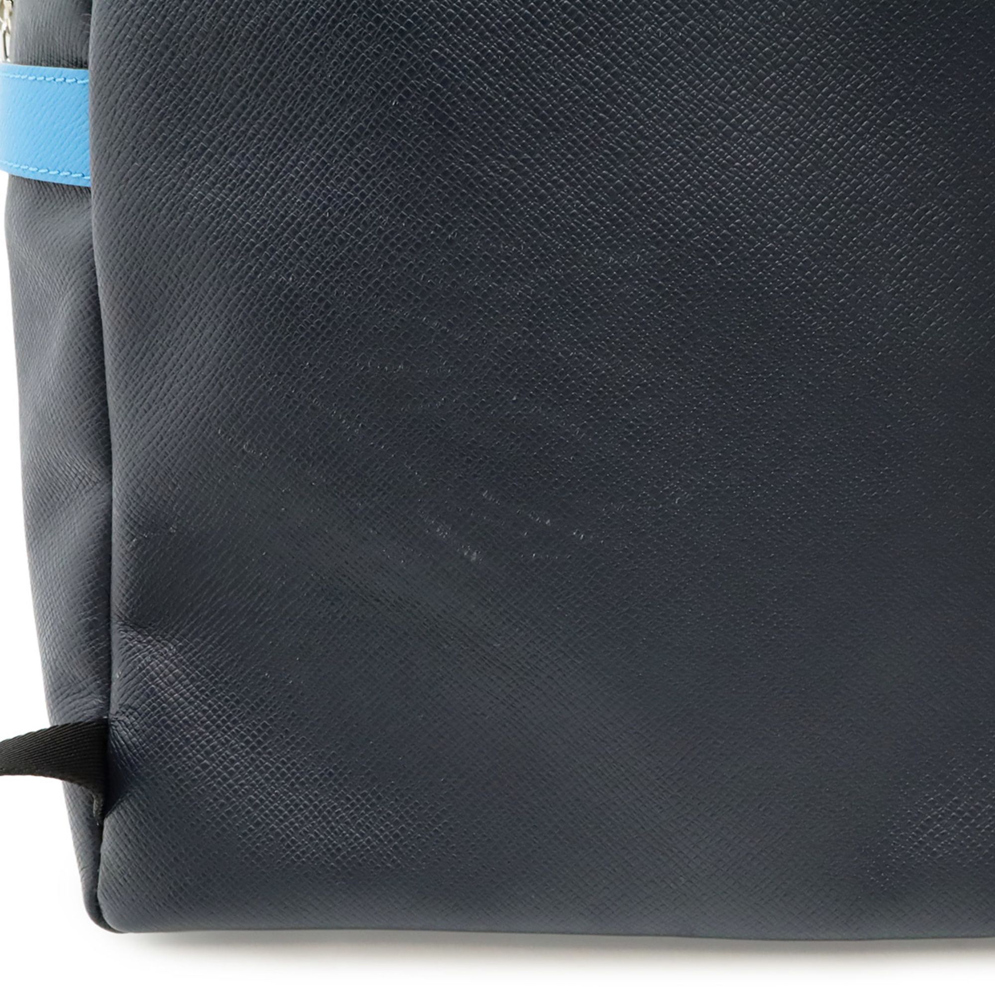 Taiga Leather Backpack (Pre-Owned) - Louis Vuitton - Modalova