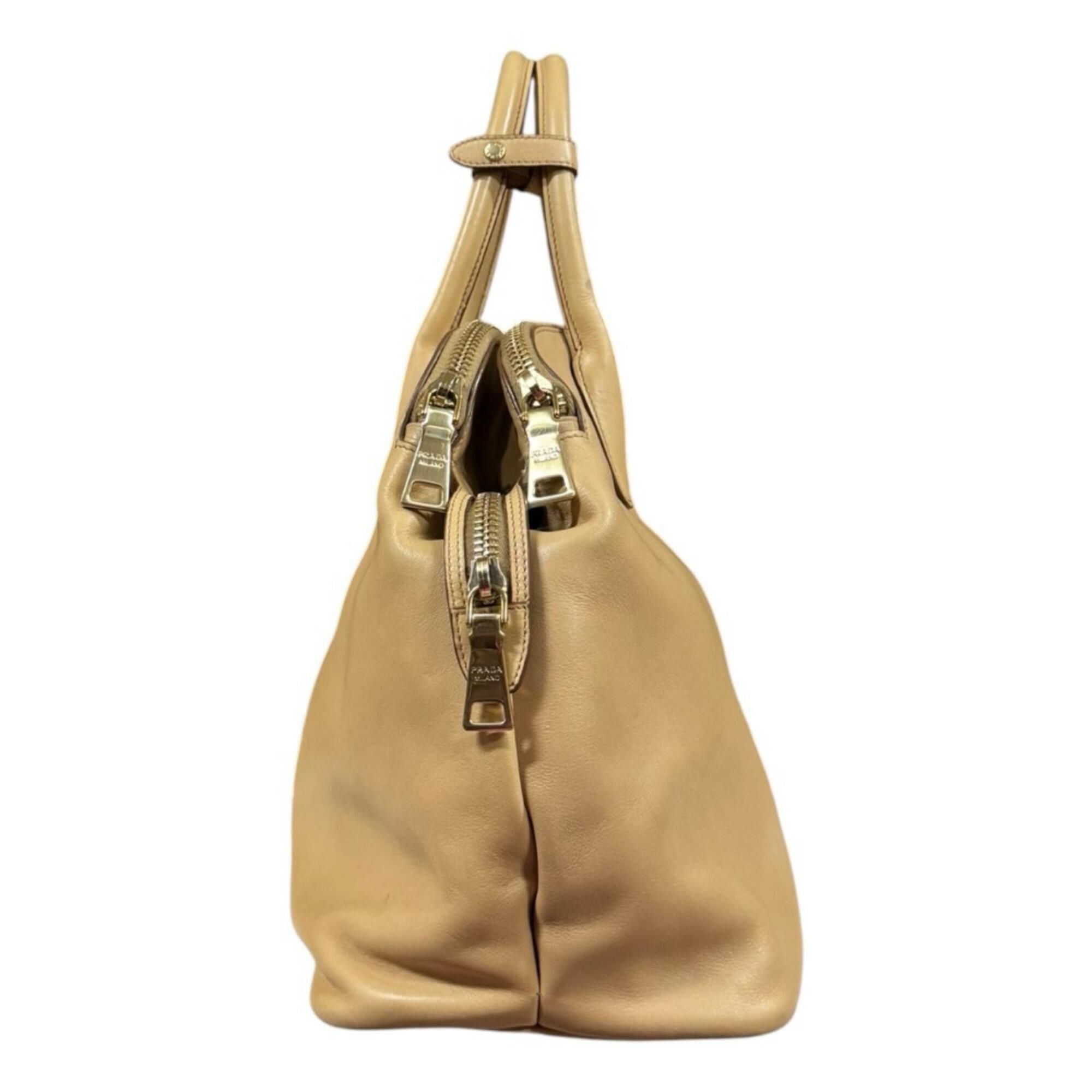 Leather Handbag (Pre-Owned) - Prada - Modalova