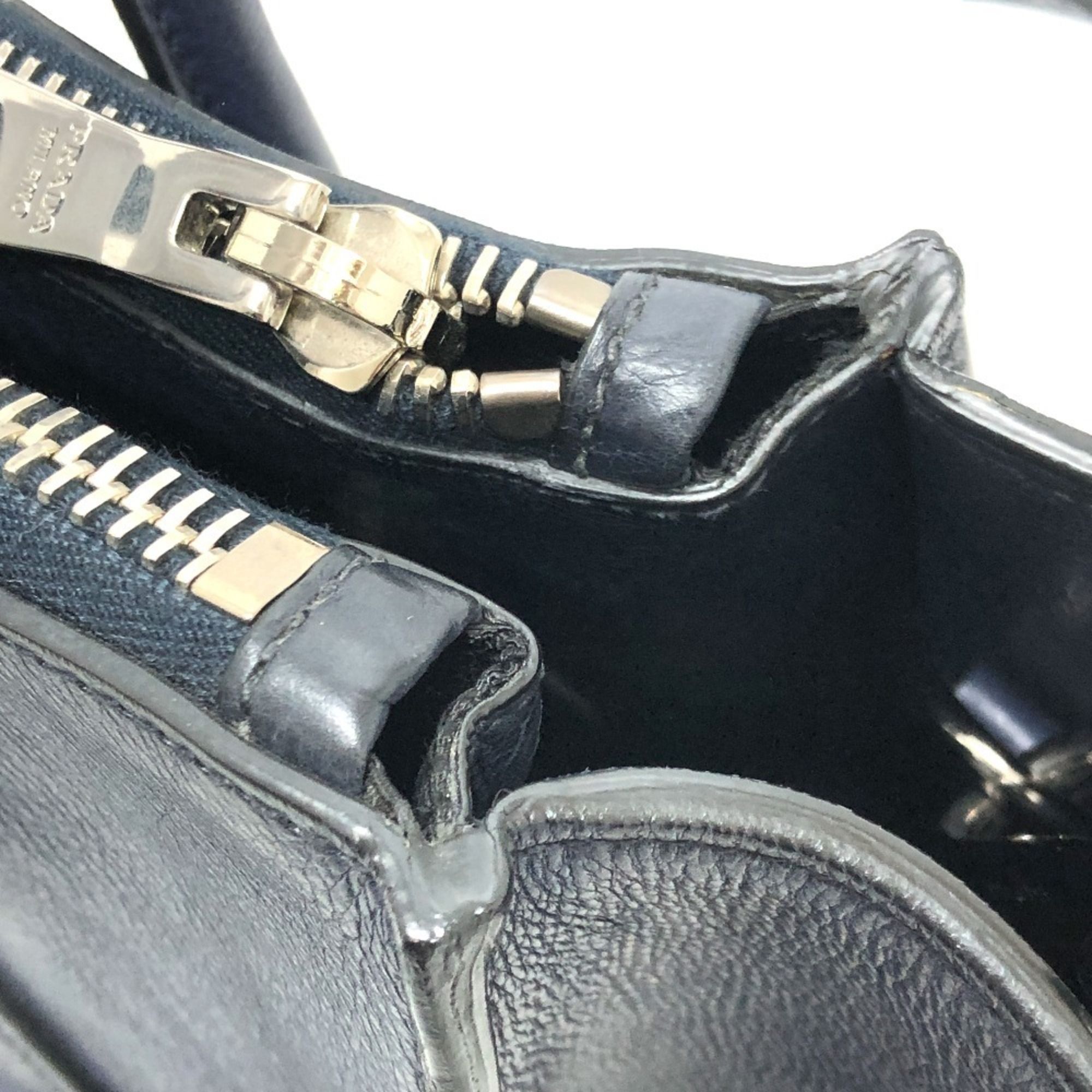 Leather Handbag Tote Bag (Pre-Owned) - Prada - Modalova