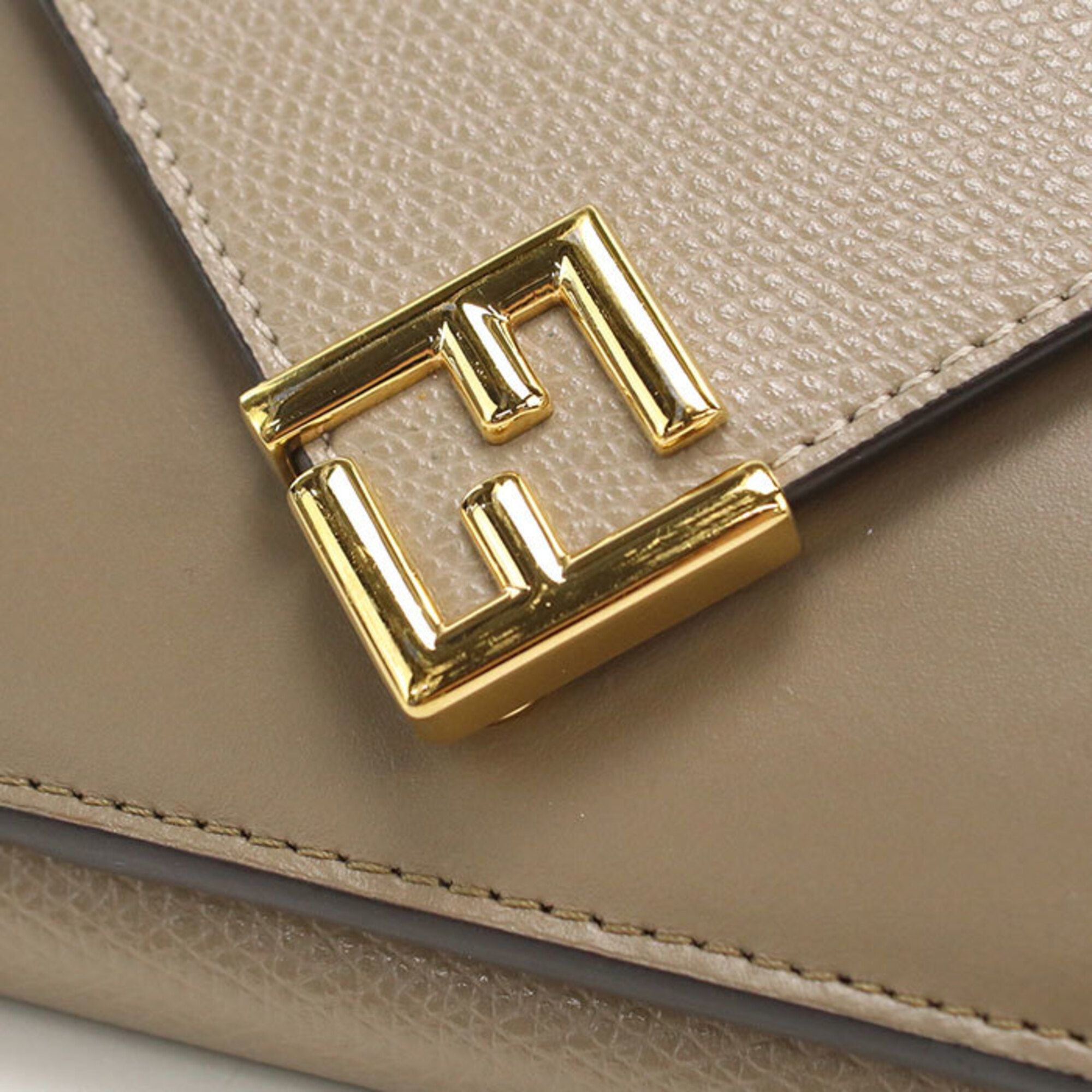 Leather Wallet (Tri-Fold) (Pre-Owned) - Fendi - Modalova