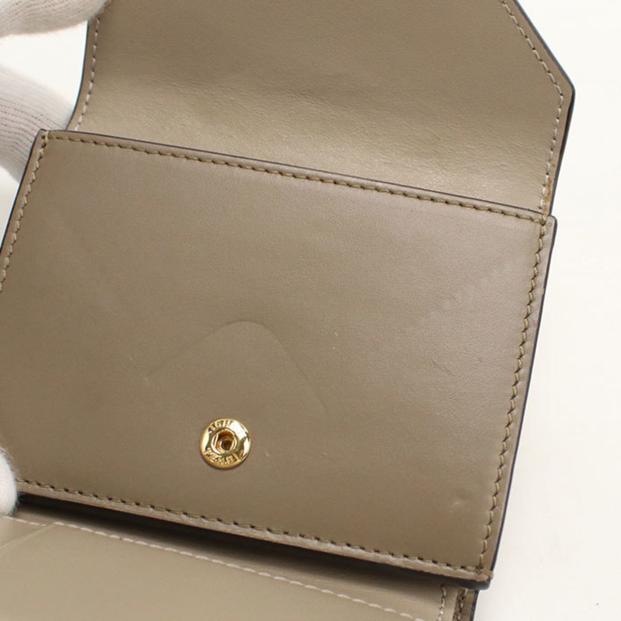 Leather Wallet (Tri-Fold) (Pre-Owned) - Fendi - Modalova