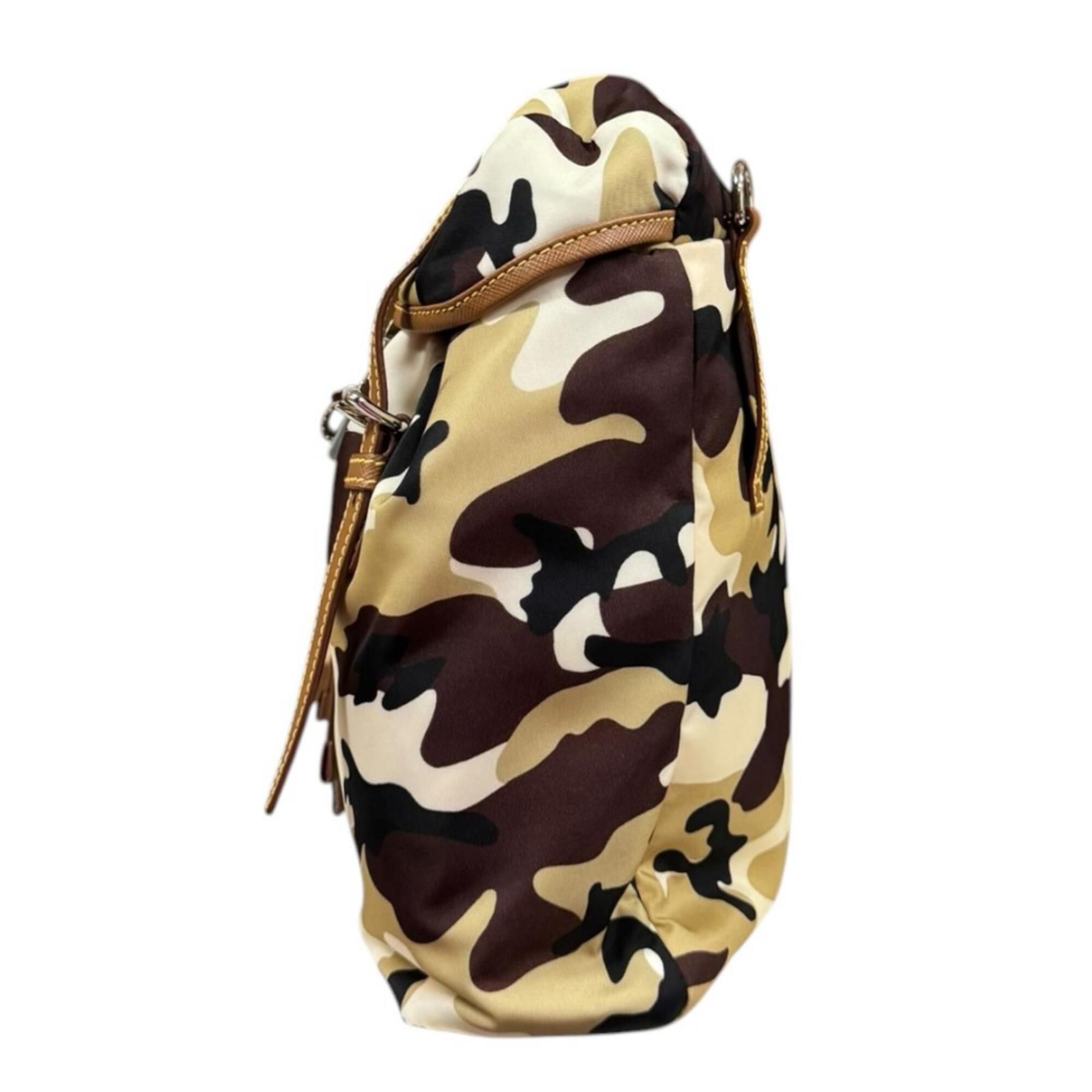 Nylon Shoulder Bag (Pre-Owned) - Prada - Modalova