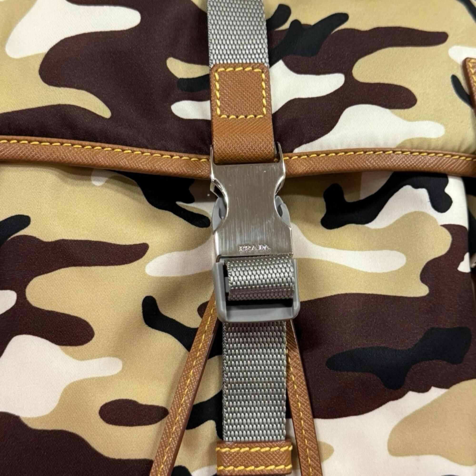 Nylon Shoulder Bag (Pre-Owned) - Prada - Modalova