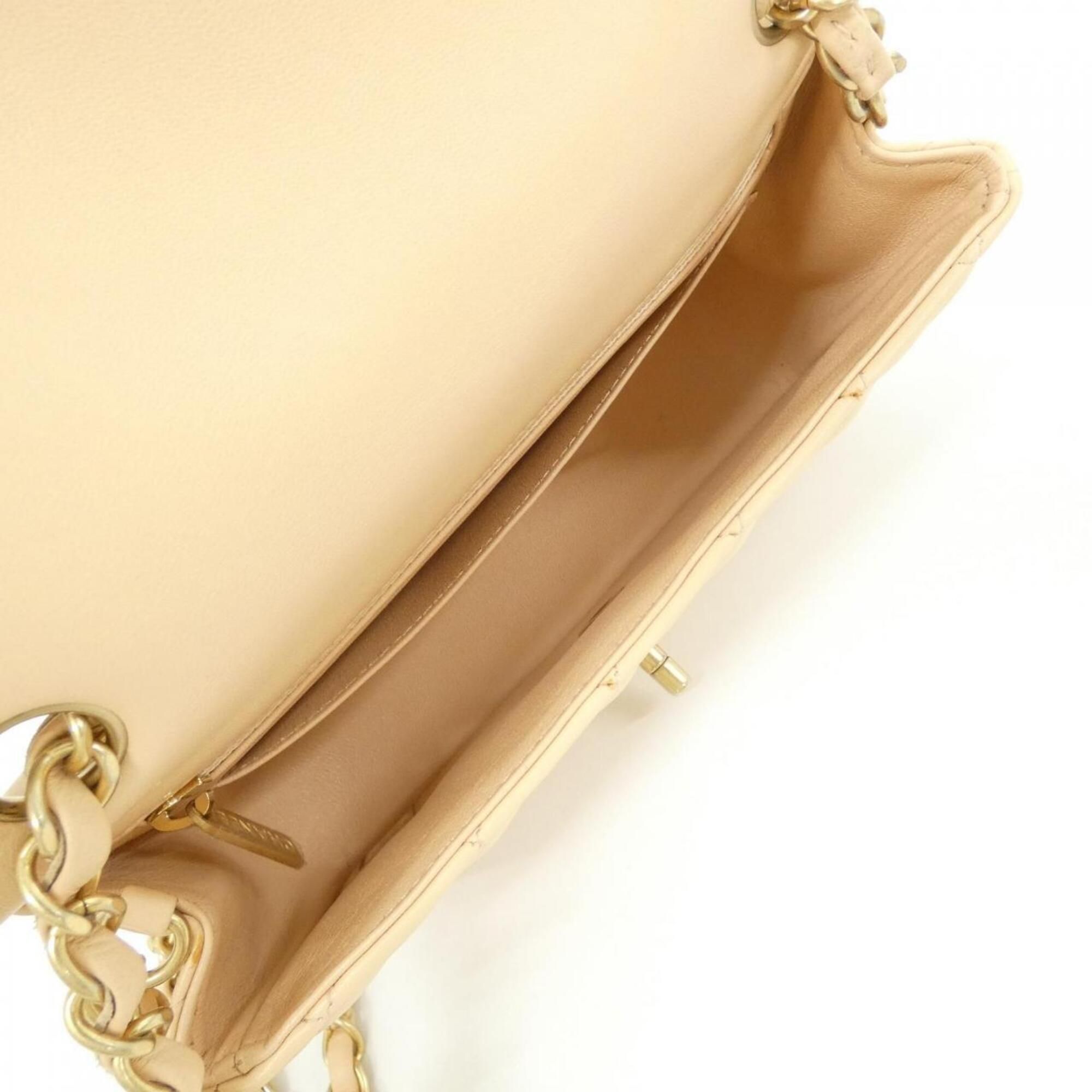Leather Shoulder Bag (Pre-Owned) - Chanel - Modalova