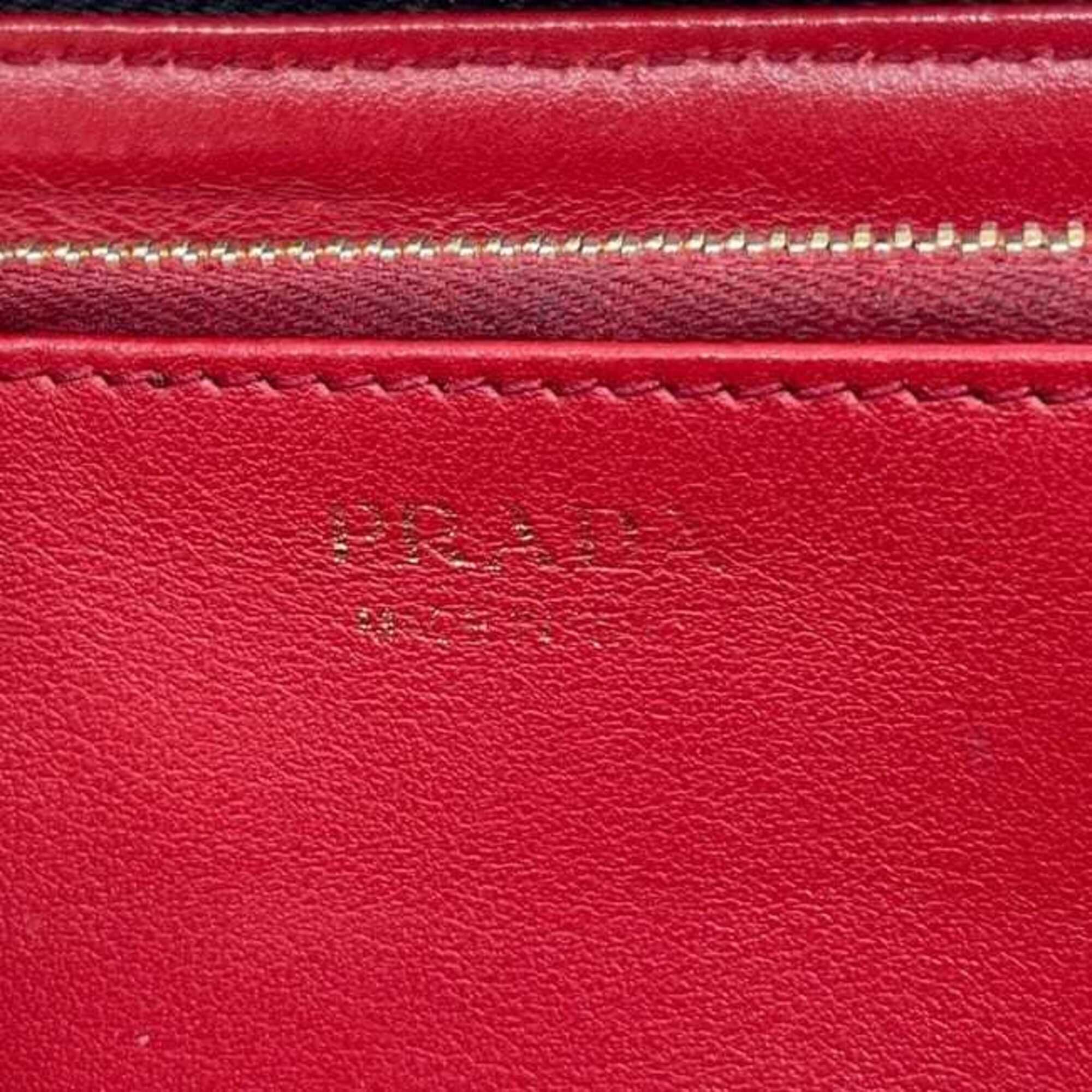 Leather Long Wallet (Bi-Fold) (Pre-Owned) - Prada - Modalova
