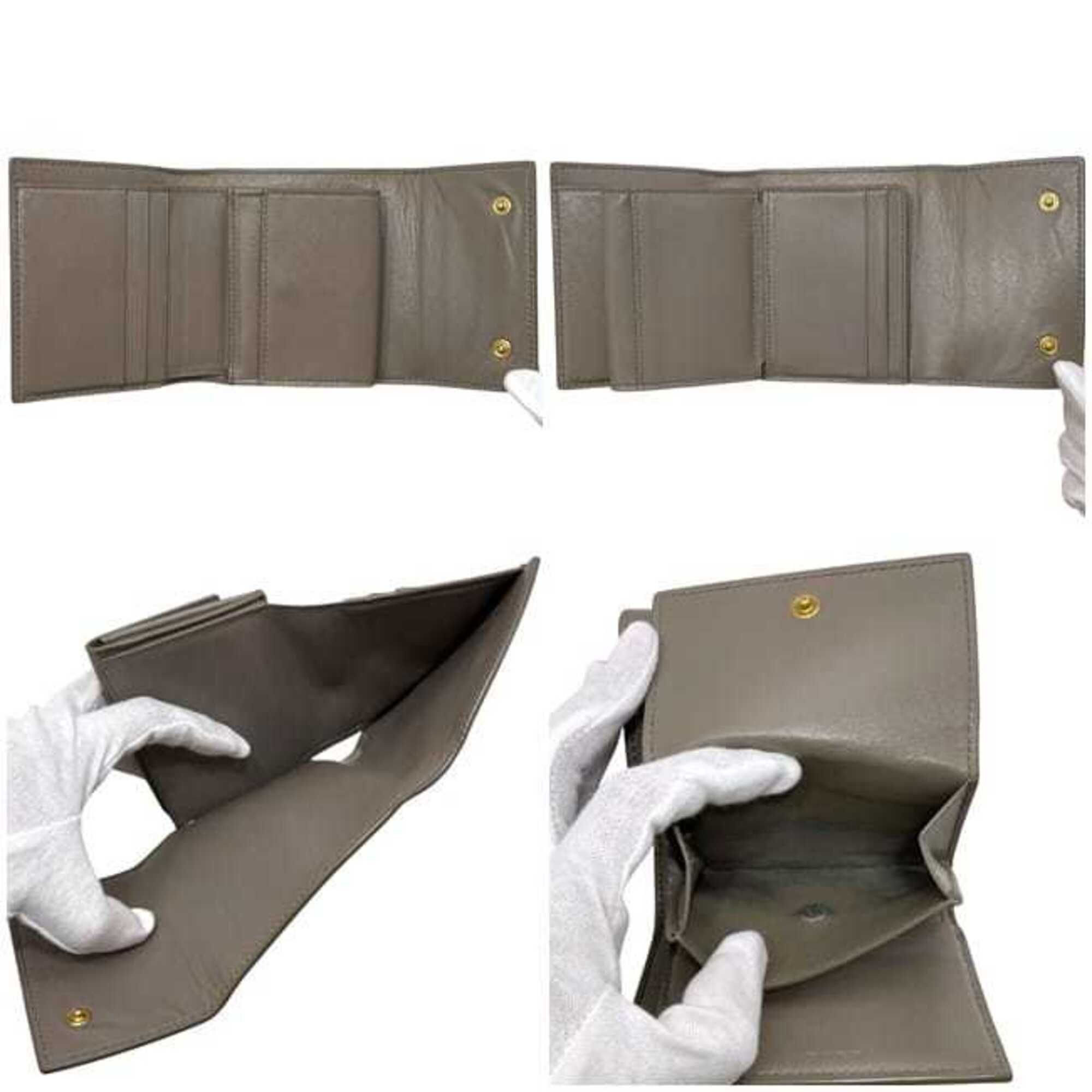 Leather Wallet (Tri-Fold) (Pre-Owned) - Celine - Modalova